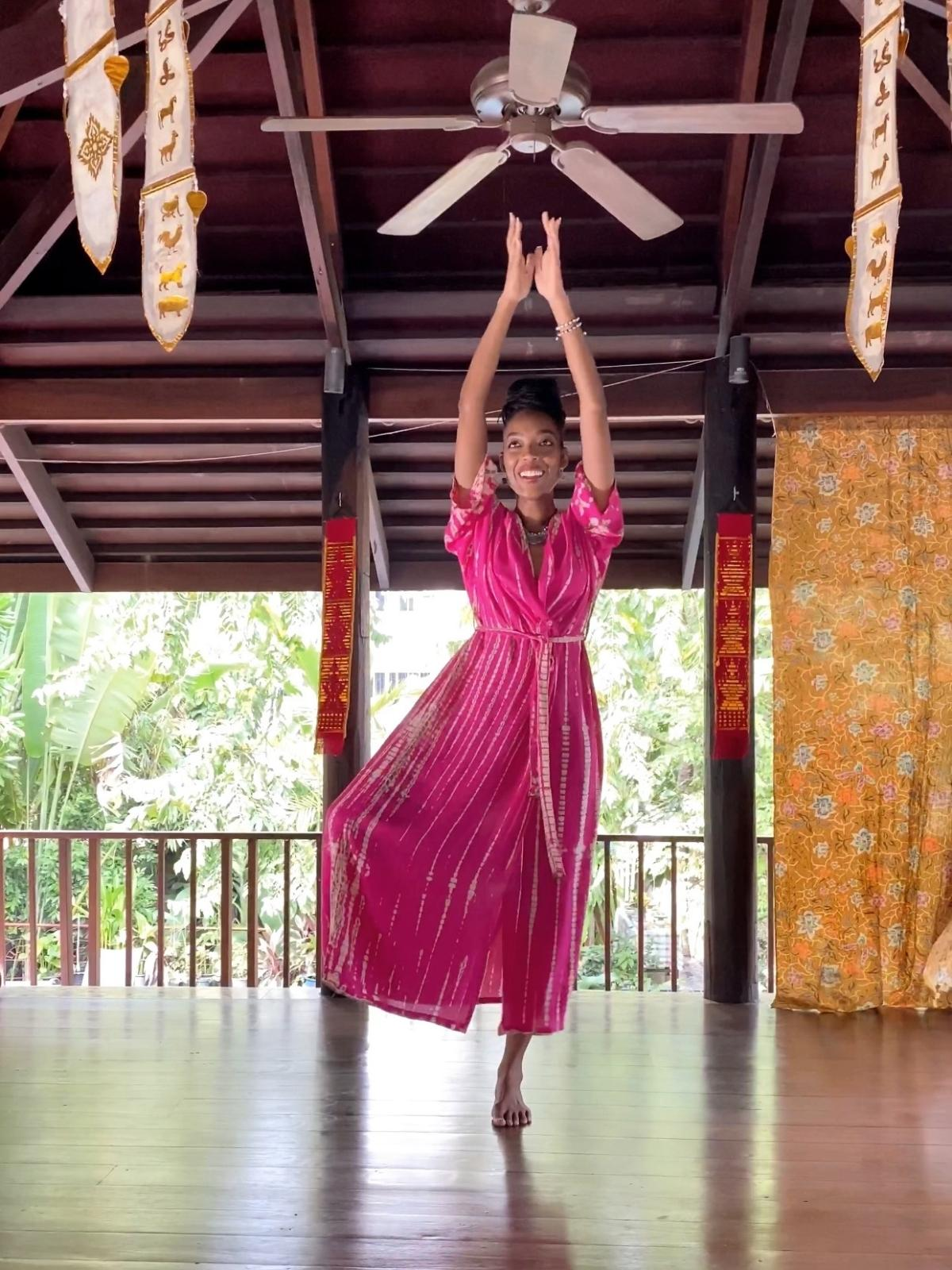 MANEE TIE DIE KIMONO ROBE, Long tie dye kimono