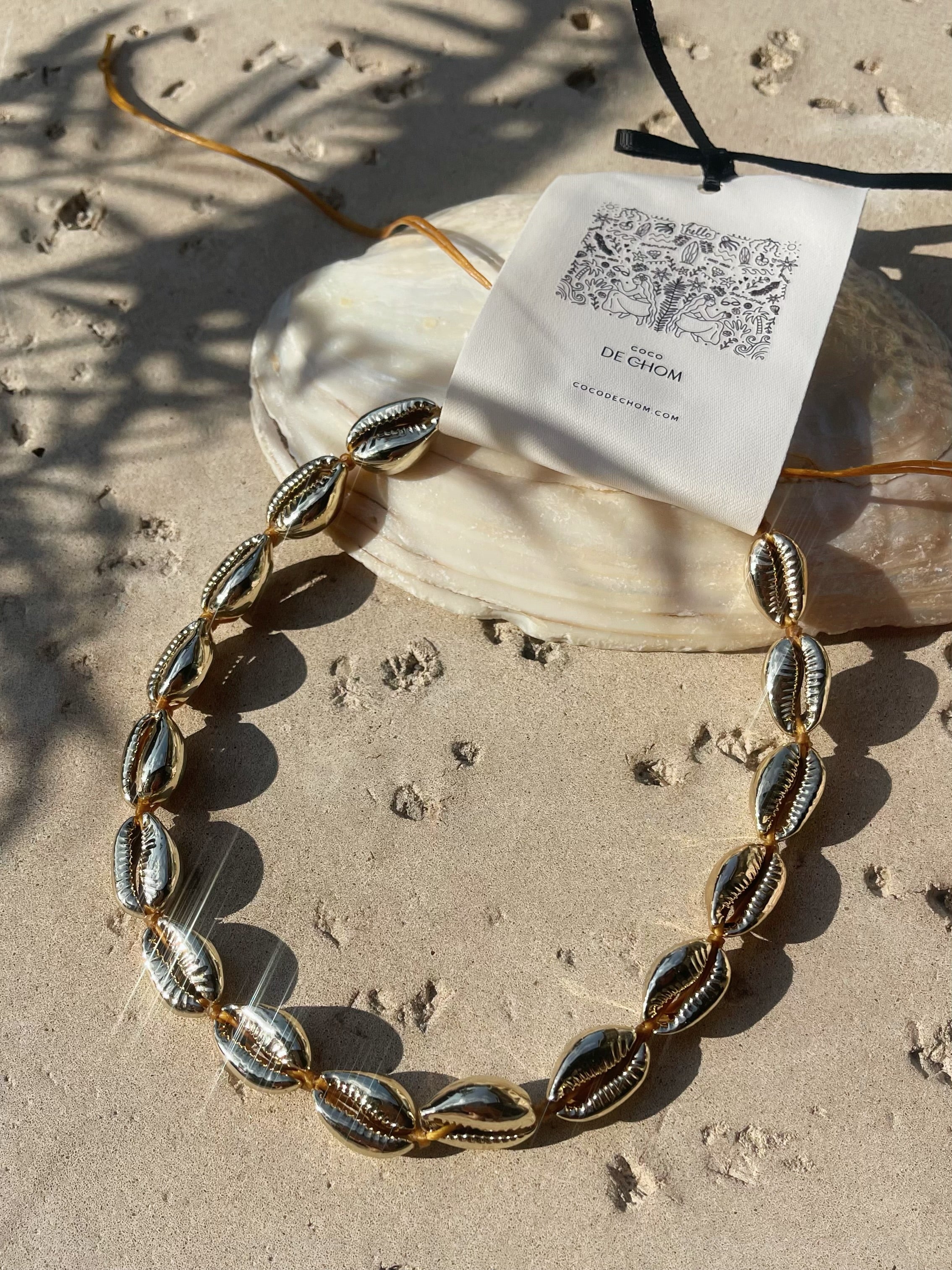 Rosie- Gold Cowrie Seashell Choker Necklace