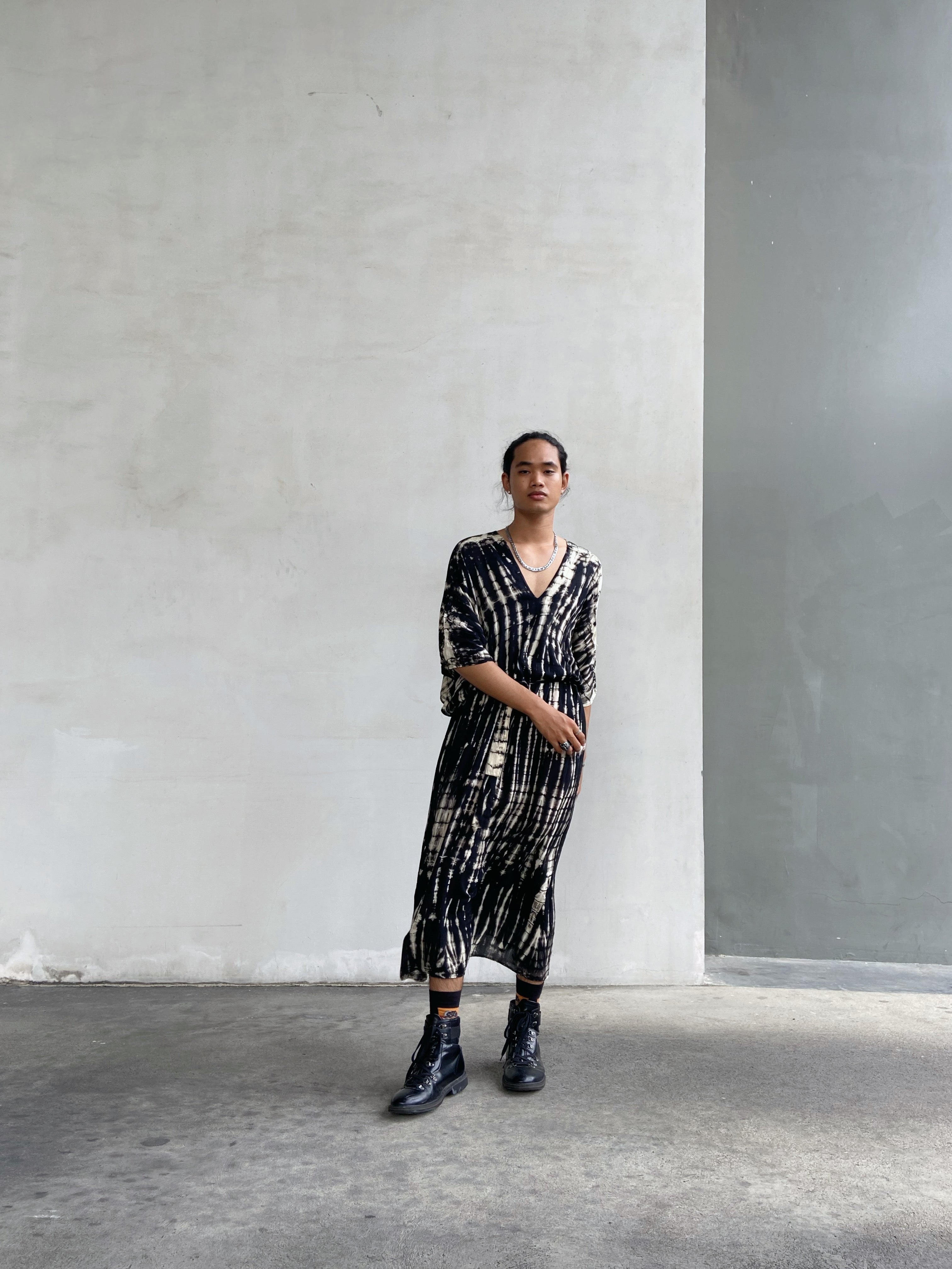 Shop Boho Tie Dye Kaftan for men, Oversized Caftan, black kaftan for men, Maxi Kaftan in tie dye, all handmade with love with Coco de Chom
