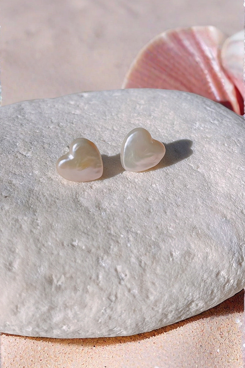 Heart Pearl Stud Earrings - Minimalist style is the perfect choice for beach vacation or every day wear. These pearl earrings are made using natural water fresh pearl  understated elegance. 