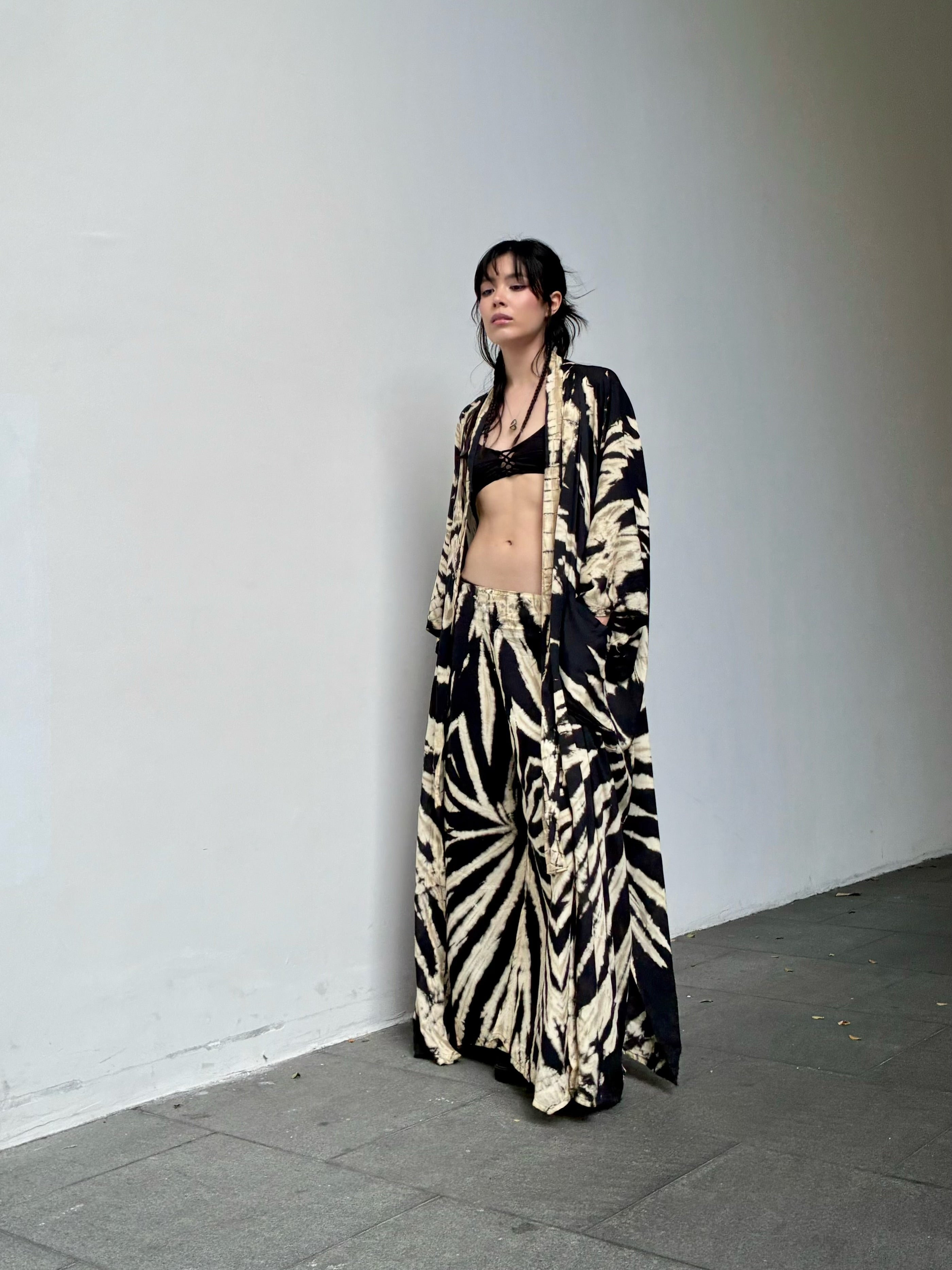 Handmade seashell tie dye kimono robe in black, long kimono robe boho beach outfit