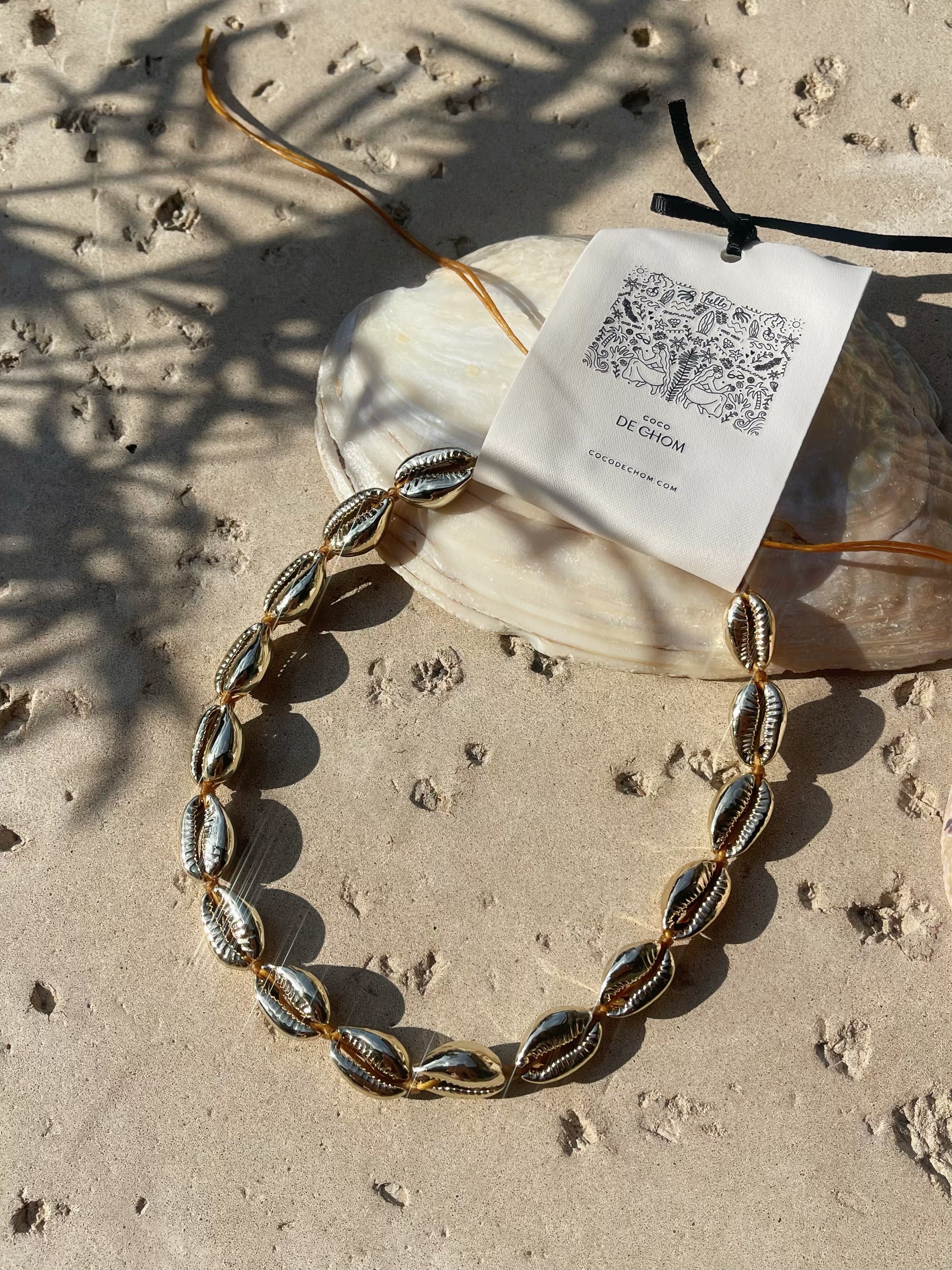 Rosie- Gold Cowrie Seashell Choker Necklace