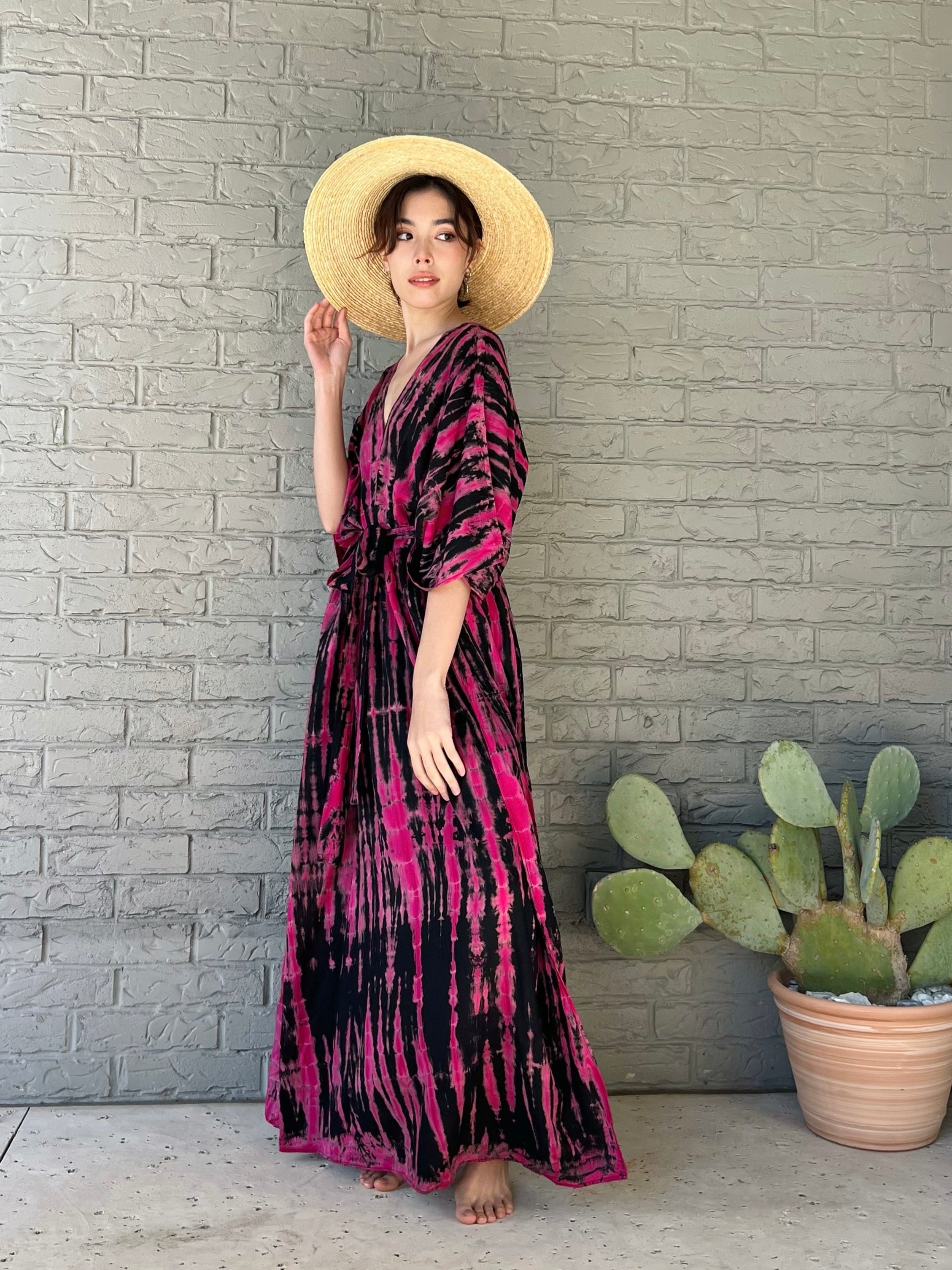 Zen Tie dye Kaftan - Black/Pink