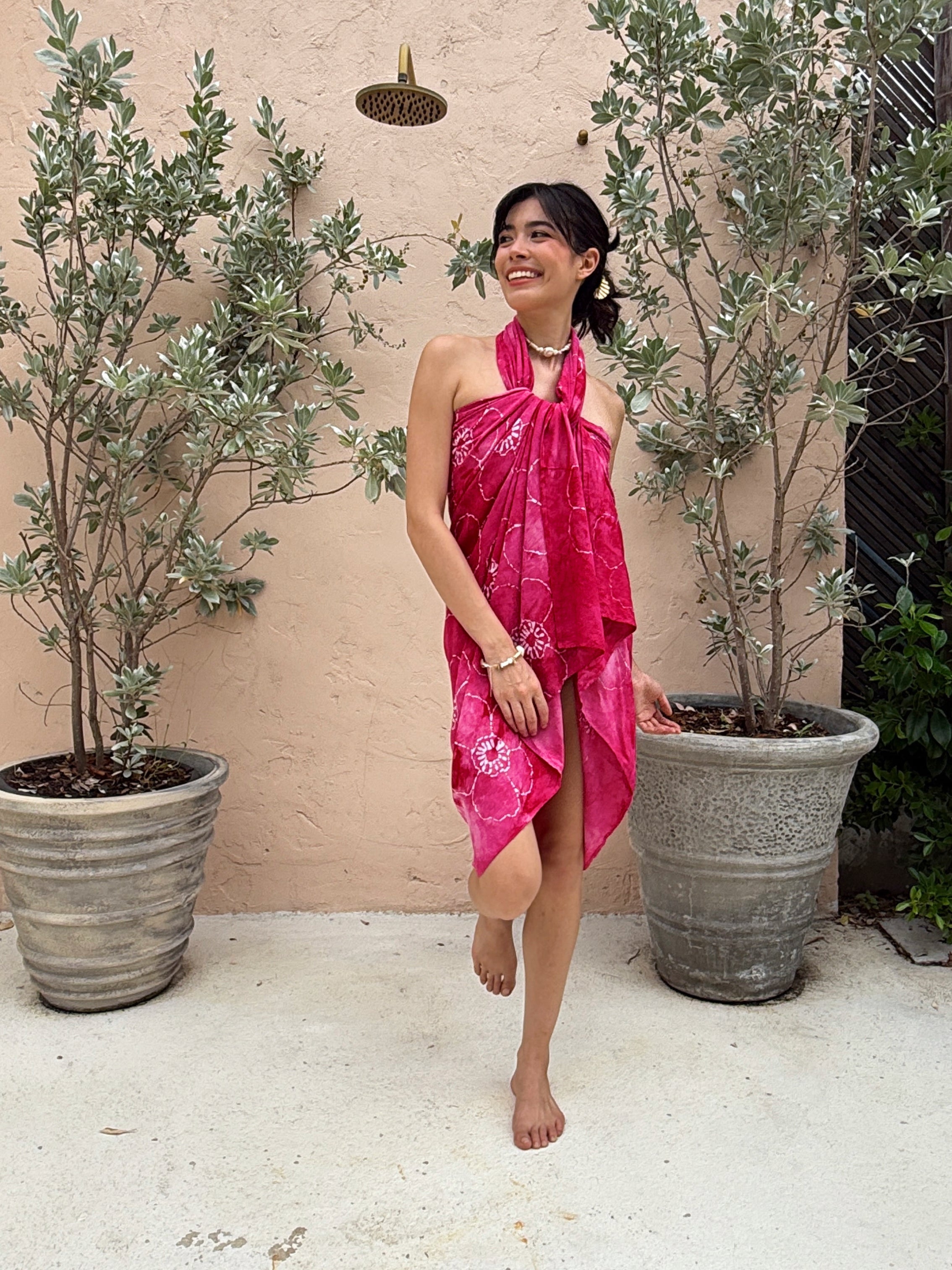 Tropical Cotton Batik Sarong - Fuchsia