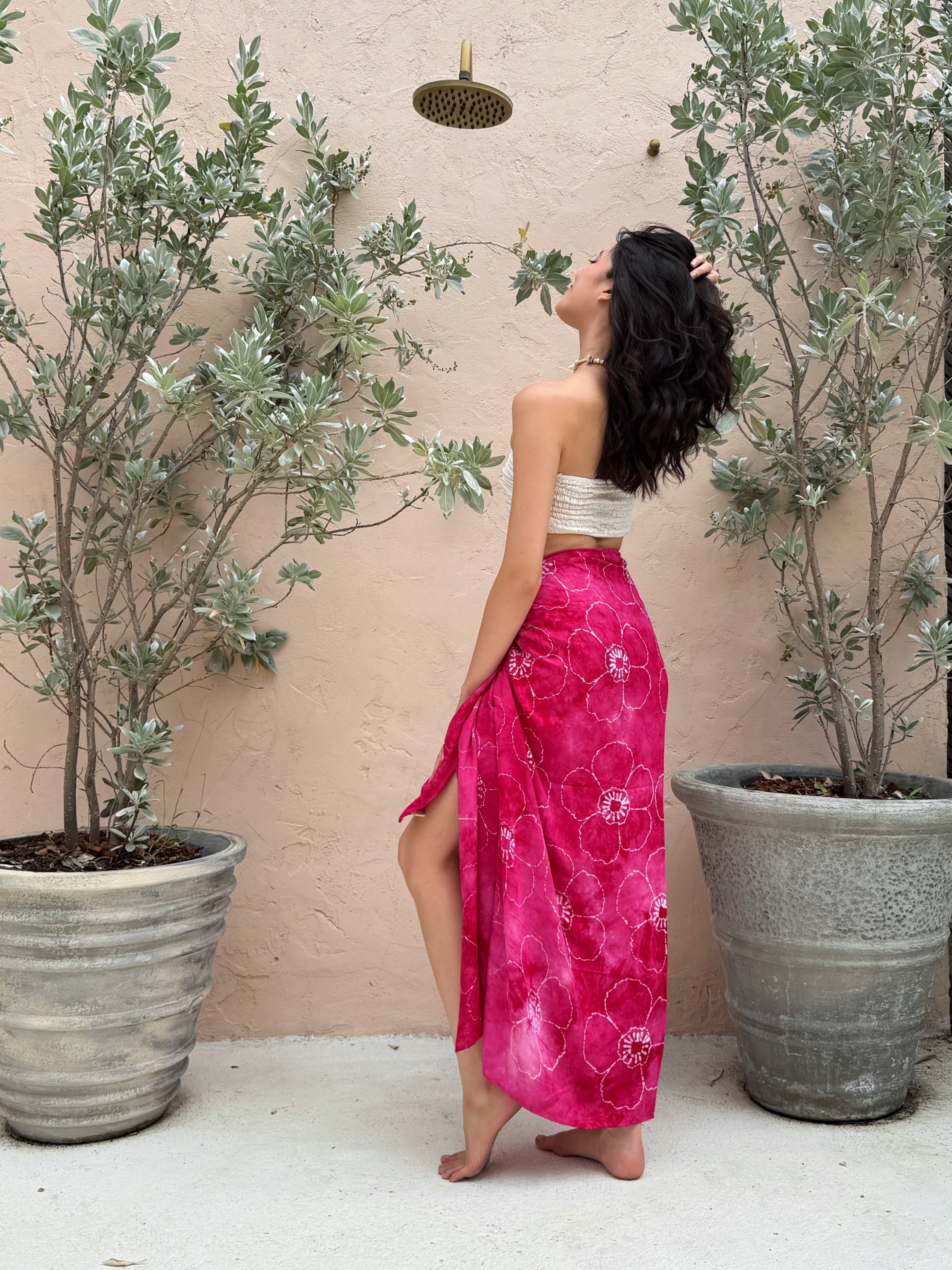 Tropical Cotton Batik Sarong - Fuchsia