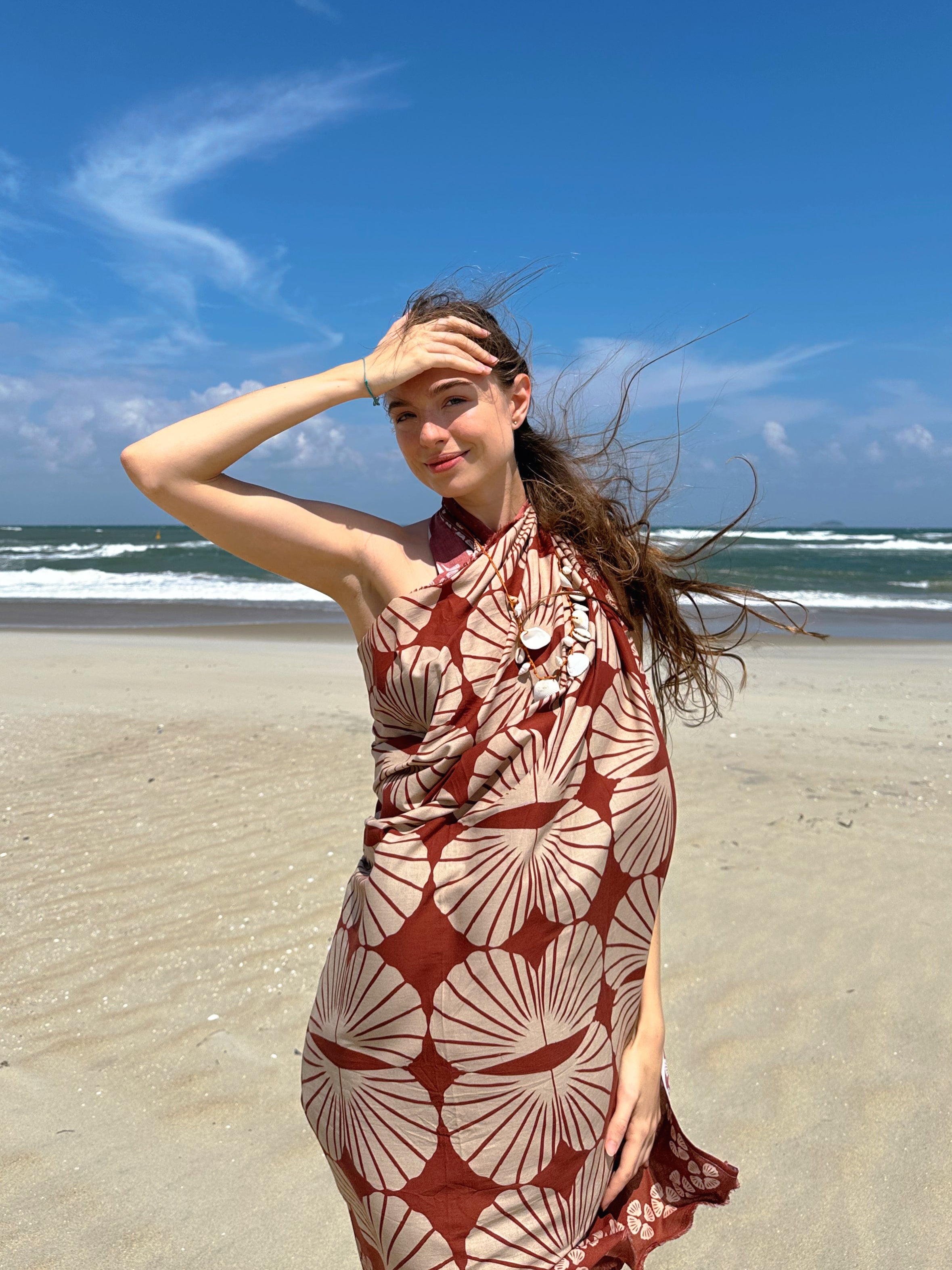 Eco-Friendly Seashell Print Sarong – Lightweight Beach Wrap | Coco De Chom
Sustainably crafted organic cotton sarong with seashell details. Perfect for beach cover-ups, resort wear, or a stylish summer wrap.