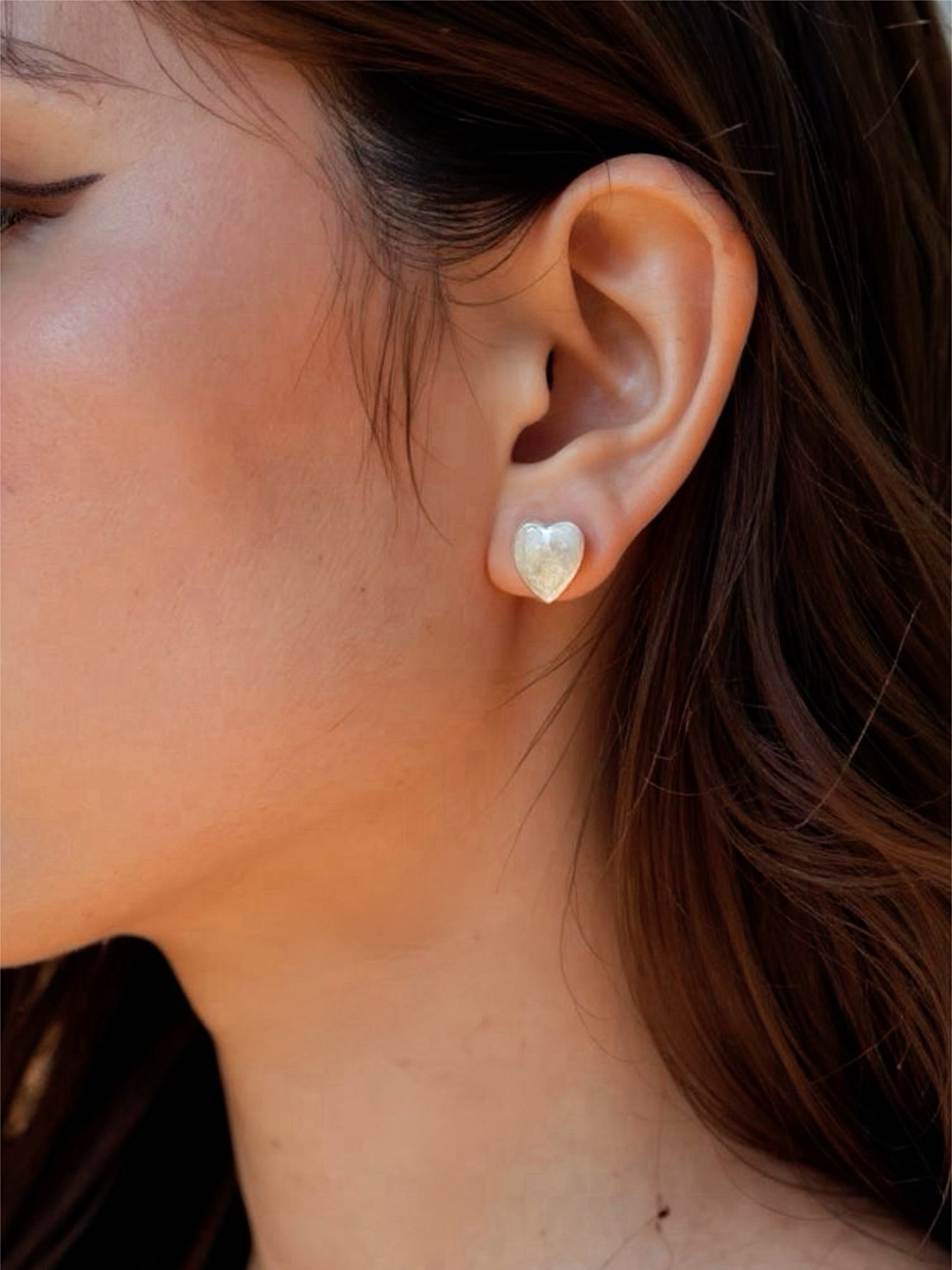 Heart Pearl Stud Earrings - Minimalist style is the perfect choice for beach vacation or every day wear. These pearl earrings are made using natural water fresh pearl understated elegance.