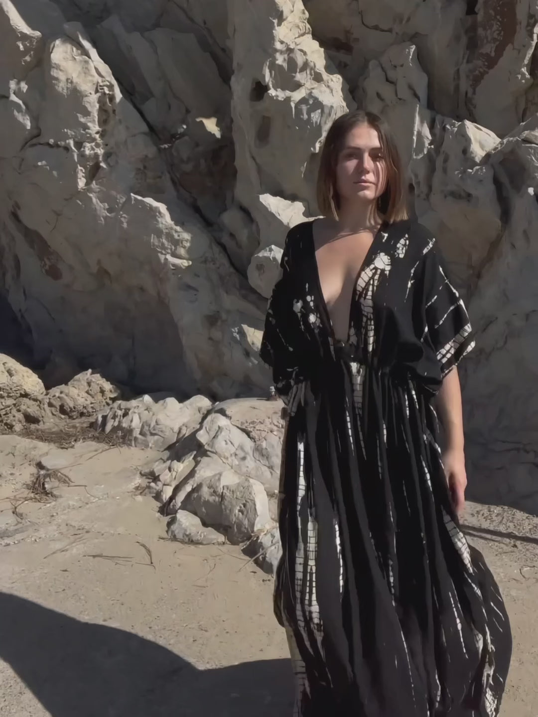 Shop Black Tie Dye Kaftan, Black long Kaftan Maxi Dress, perfect for beach outfits or beach coverup who boho loves