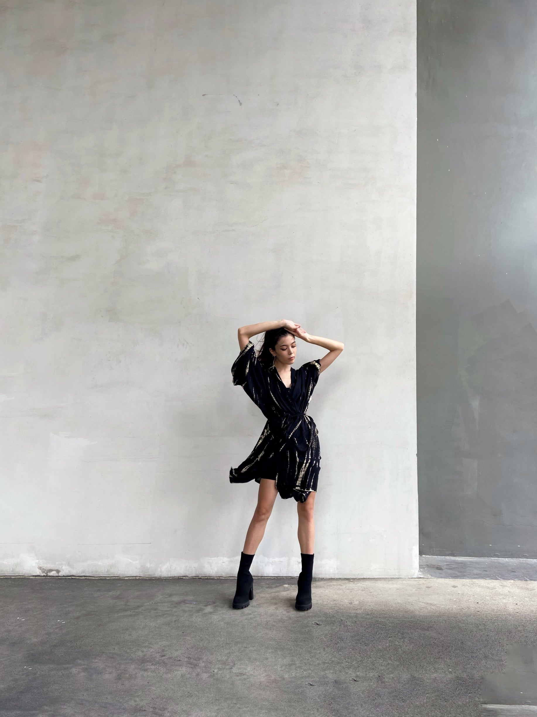 Toa Tie Dye Kimono Jacket - Black
