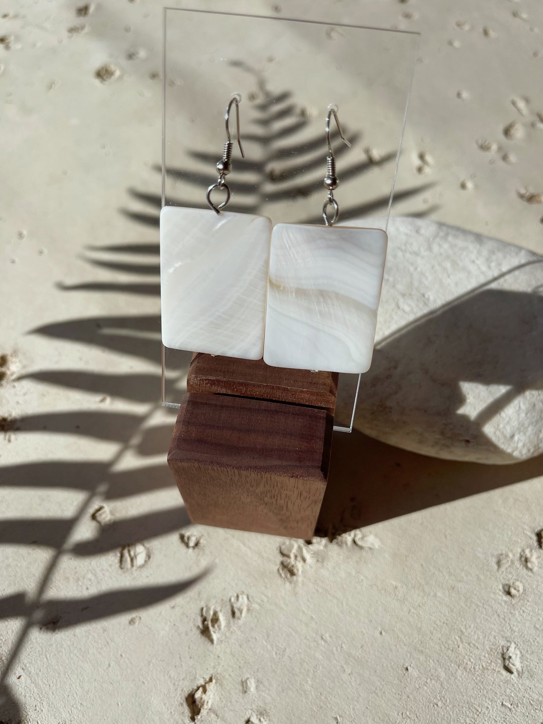 Nacre, Mother of pearl handcrafted Earrings