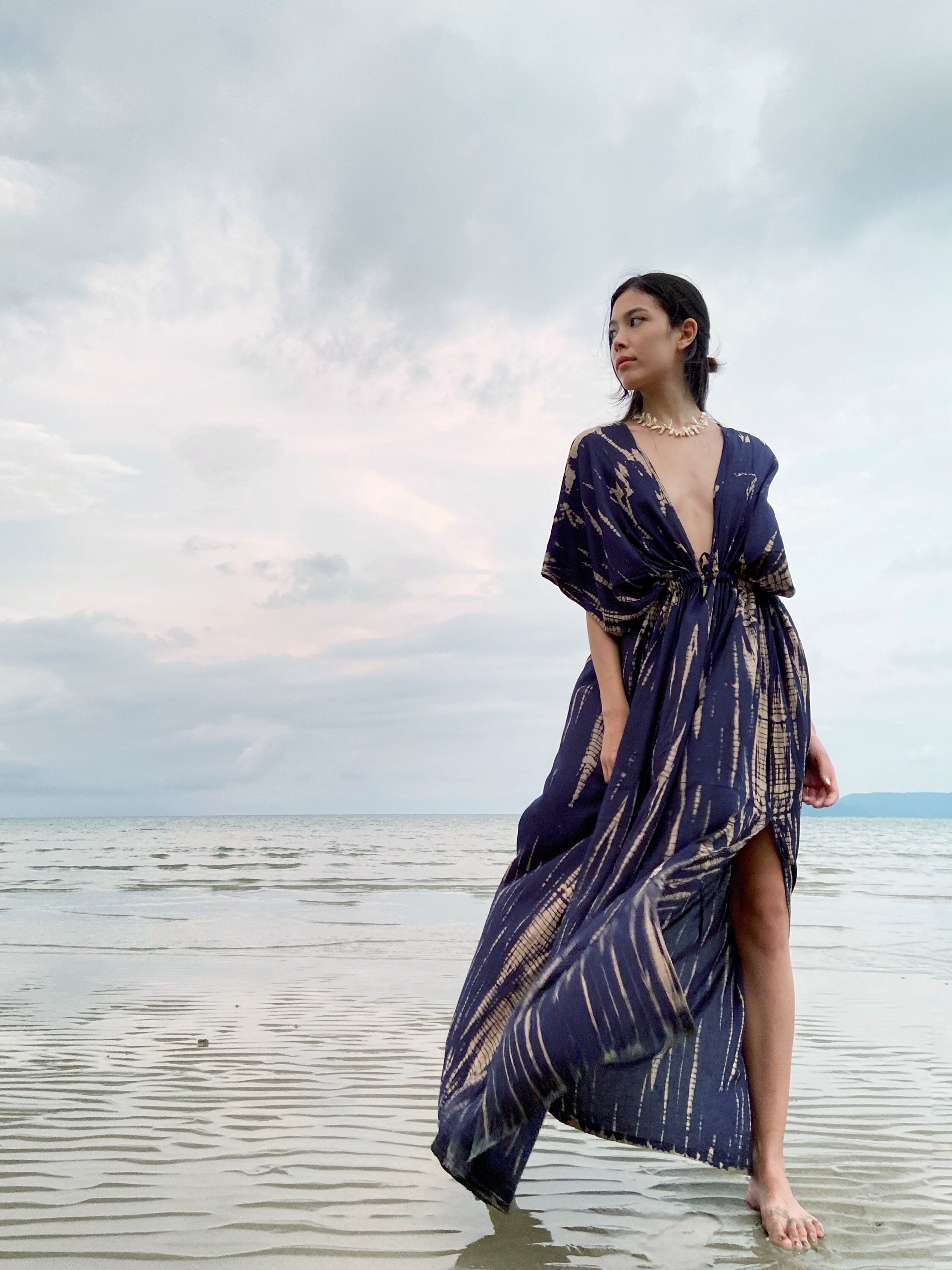 Shop goddess tie dye maxi dress, navy tie dye kaftan, boho goddess kaftan maxi dress handmade by artisans from COCO DE CHOM?