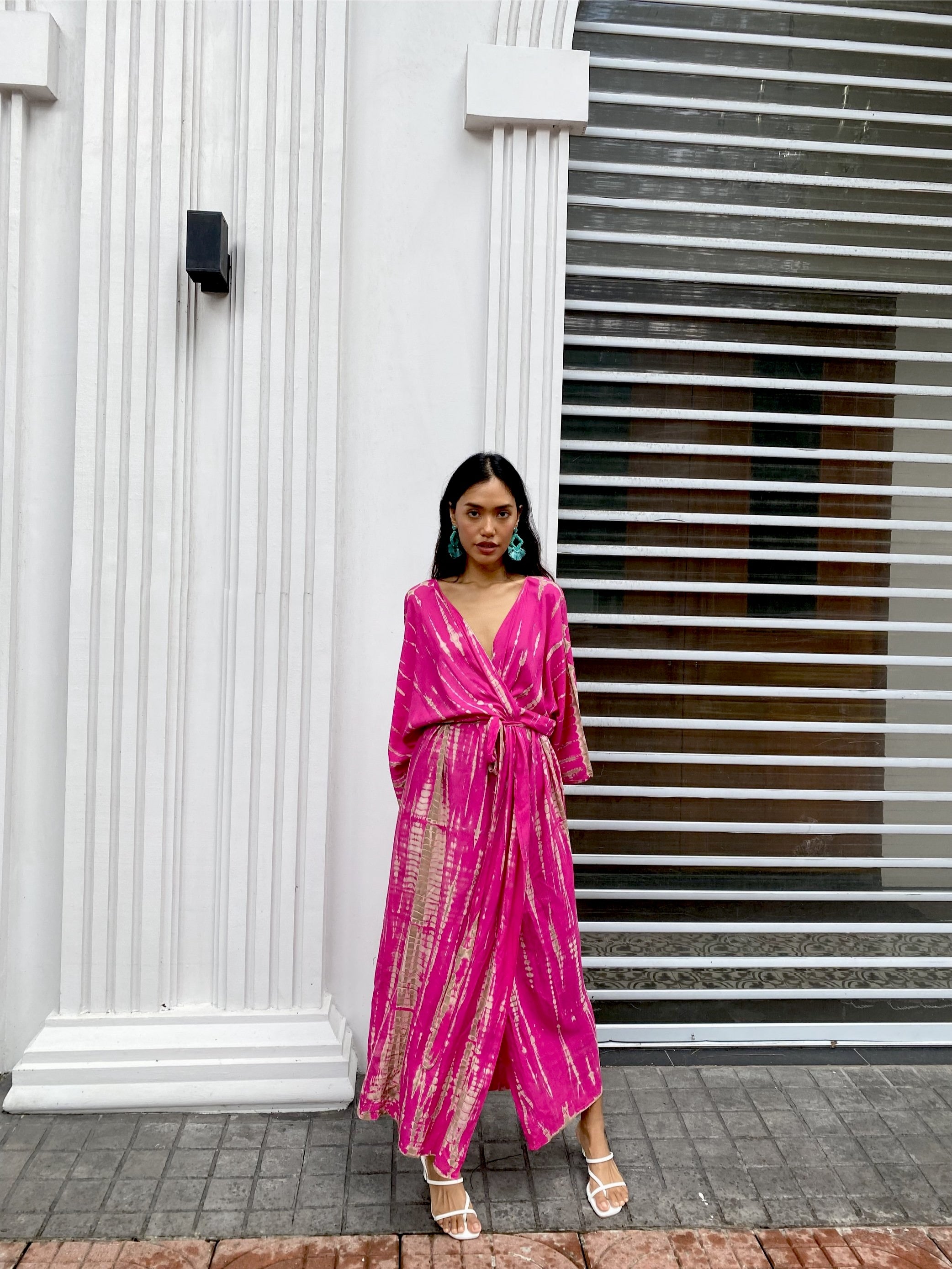 Manee Tie dye Kimono robe, long kimono robe, coverup, bridesmaid kimono for sales| Coco de Chom