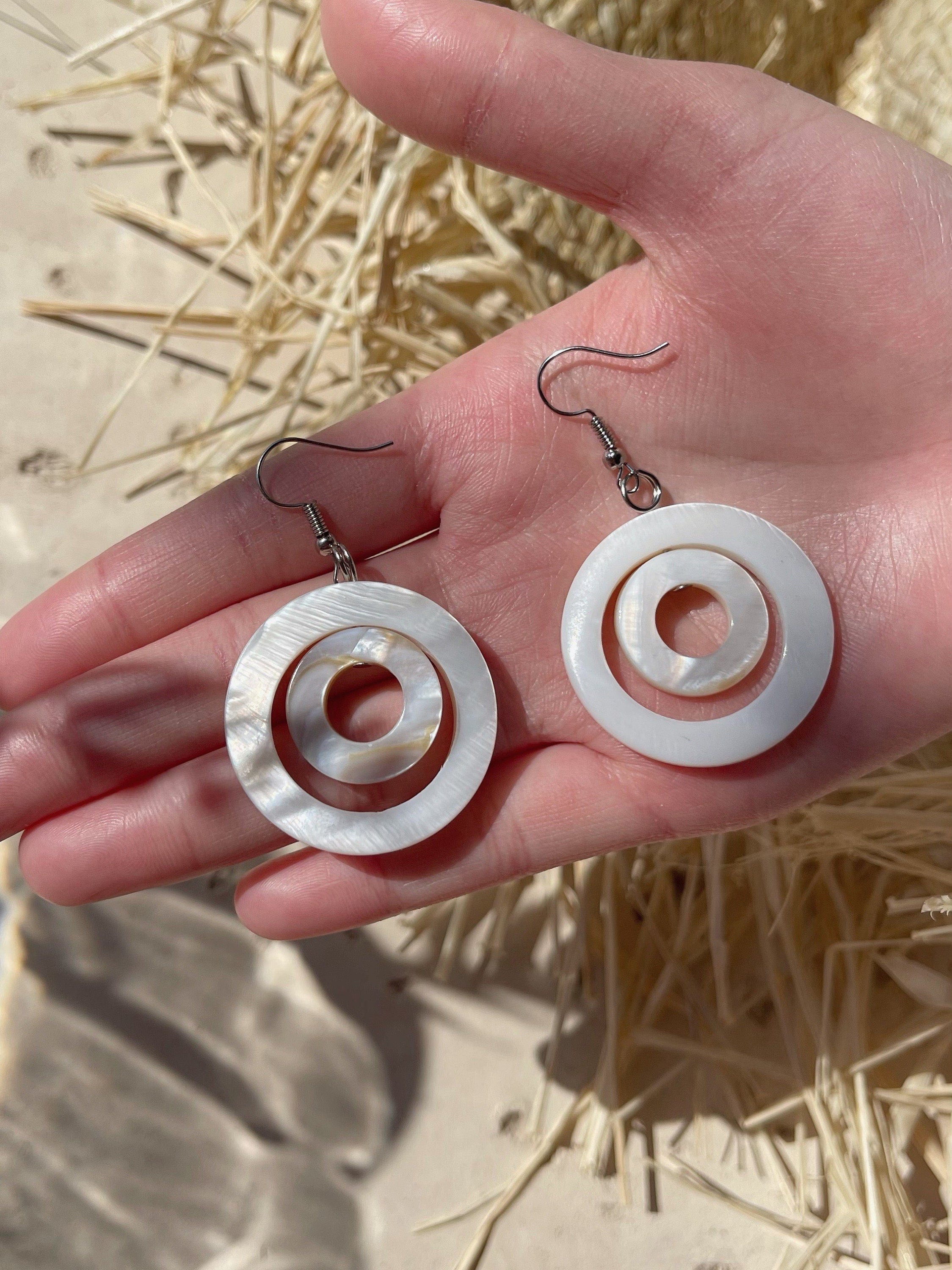 Nacre3, Mother of pearl handcrafted Earrings