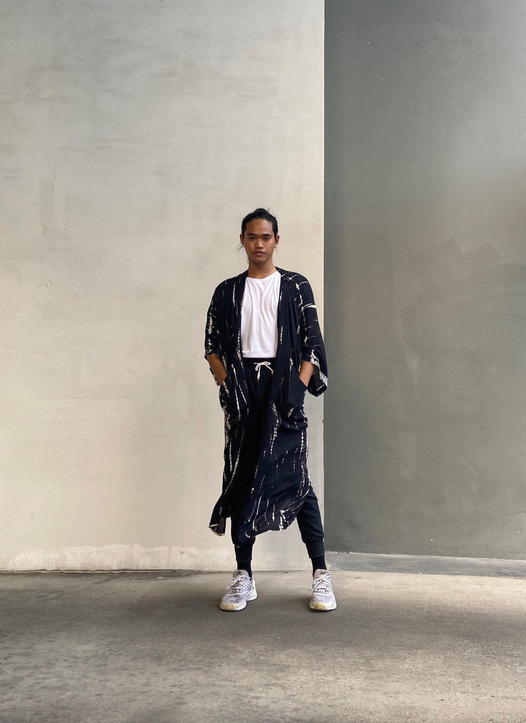 Dragon - Black Tie dye Kimono - Unisex Tie Dye Kimono - Boho Beach Coverup| Coco De Chom