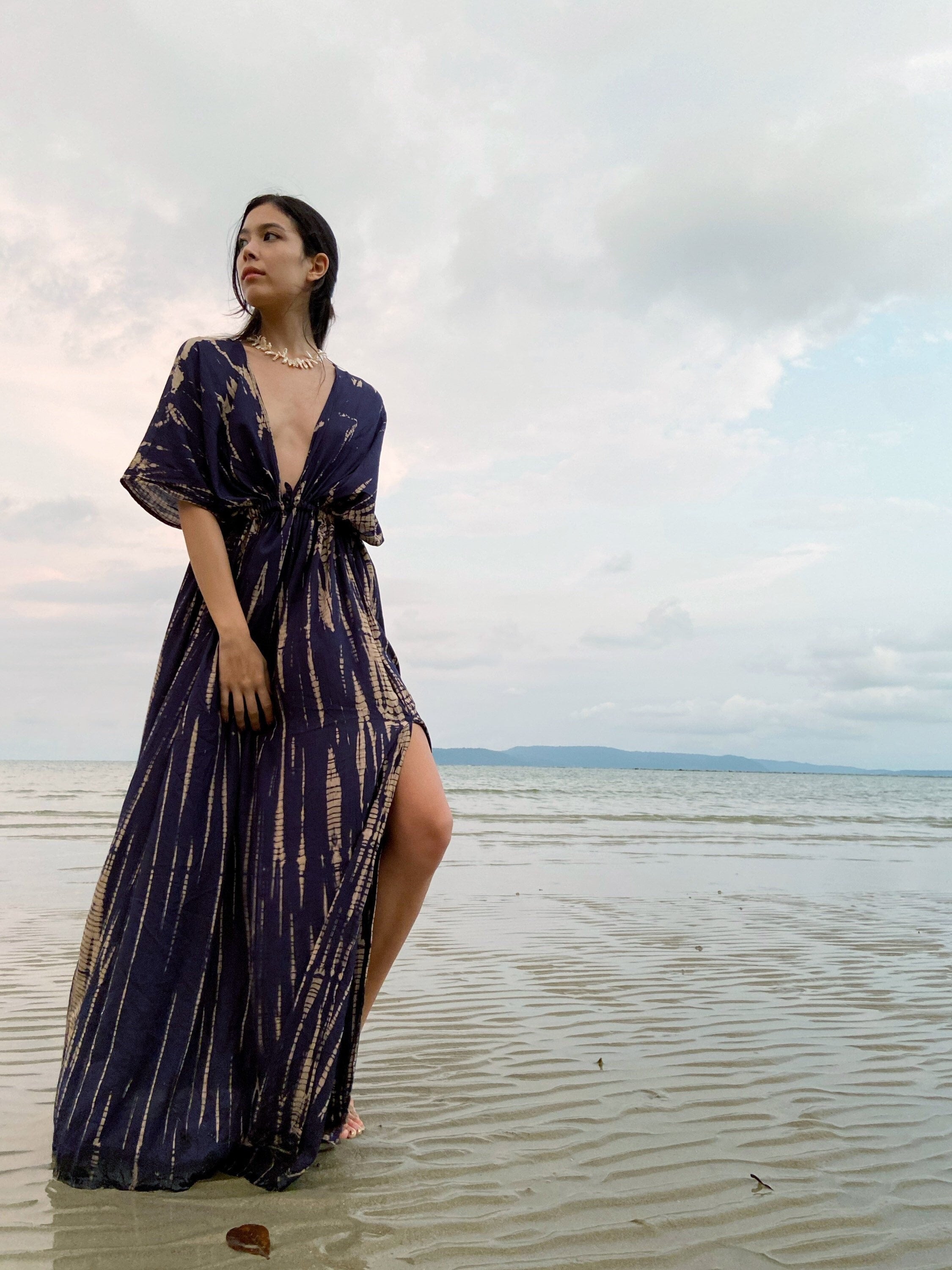 Shop goddess tie dye maxi dress, navy tie dye kaftan, boho goddess kaftan maxi dress handmade by artisans from COCO DE CHOM?