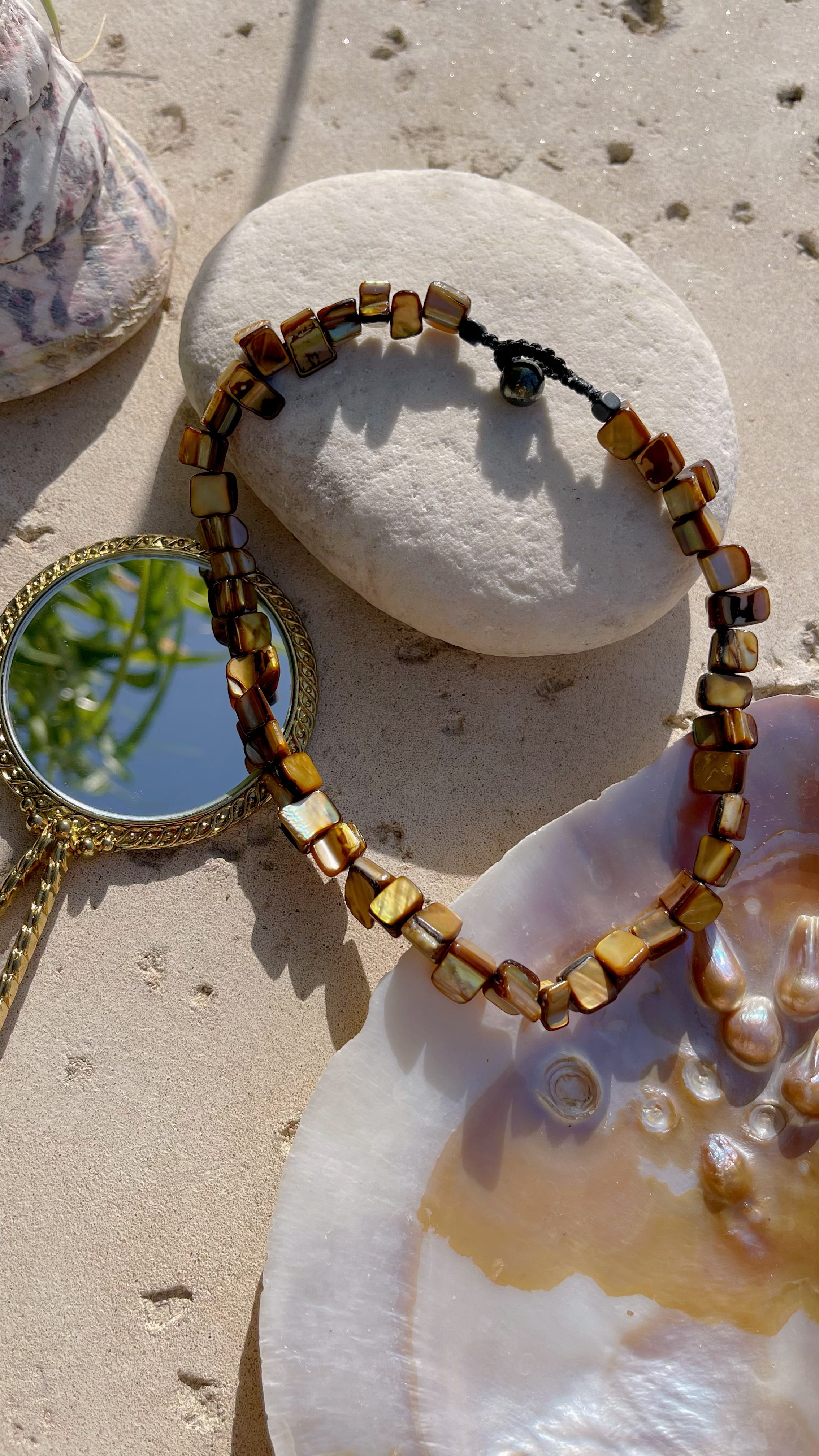 Add this Boho Mother of Pearl Necklace to your wardrobe! - Beach accessories | Beach choker | Summer Fashion Aesthetic
