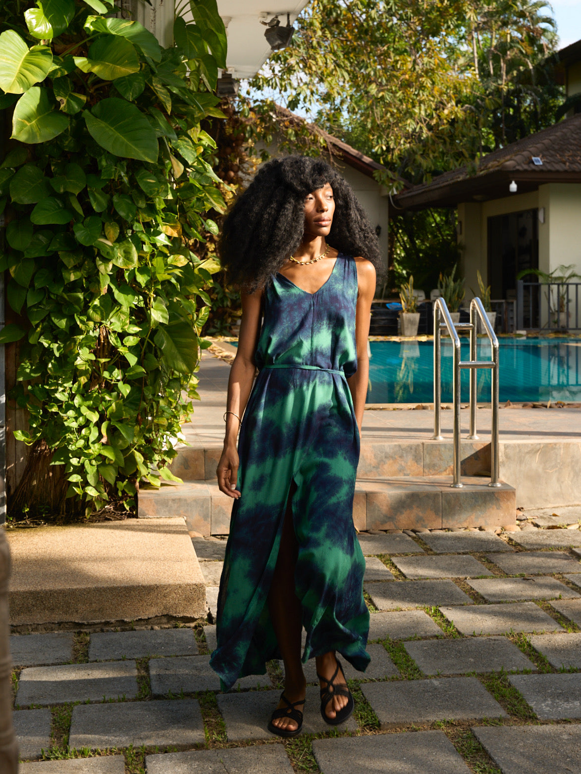 Shop Tie dye V Neck Maxi Dress Green- Casual Loose fit Resort Dress - Bohemian Beach Maxi Dress Tie Dye | Coco De Chom