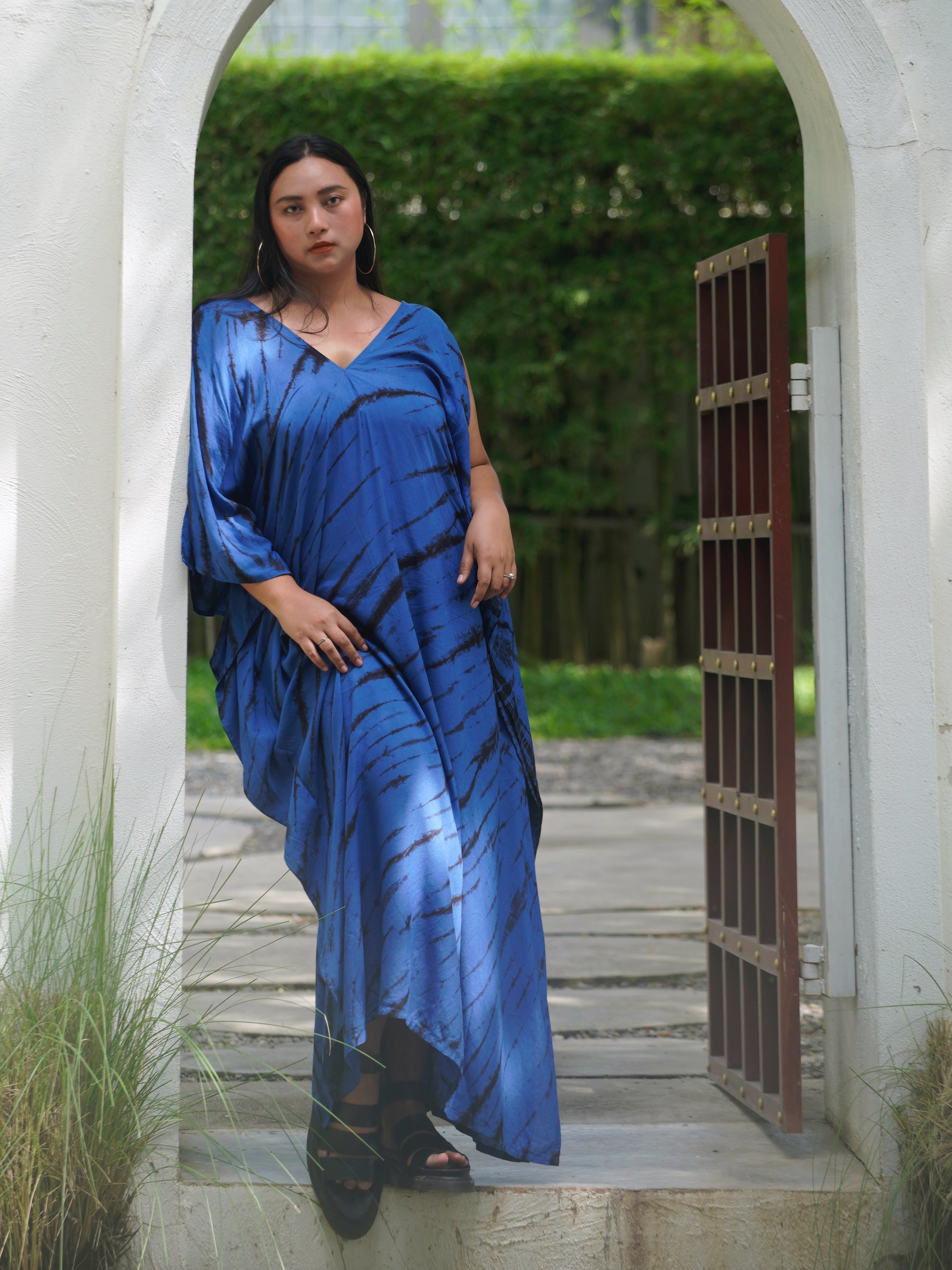 Shop Tie dye V Neck Kaftan Dress Plus size,  Blue Boho Caftan Over sized Caftan in Blue - Resort Dress - Bohemian Long Kaftan for beach dress resortwear from Coco De Chom?