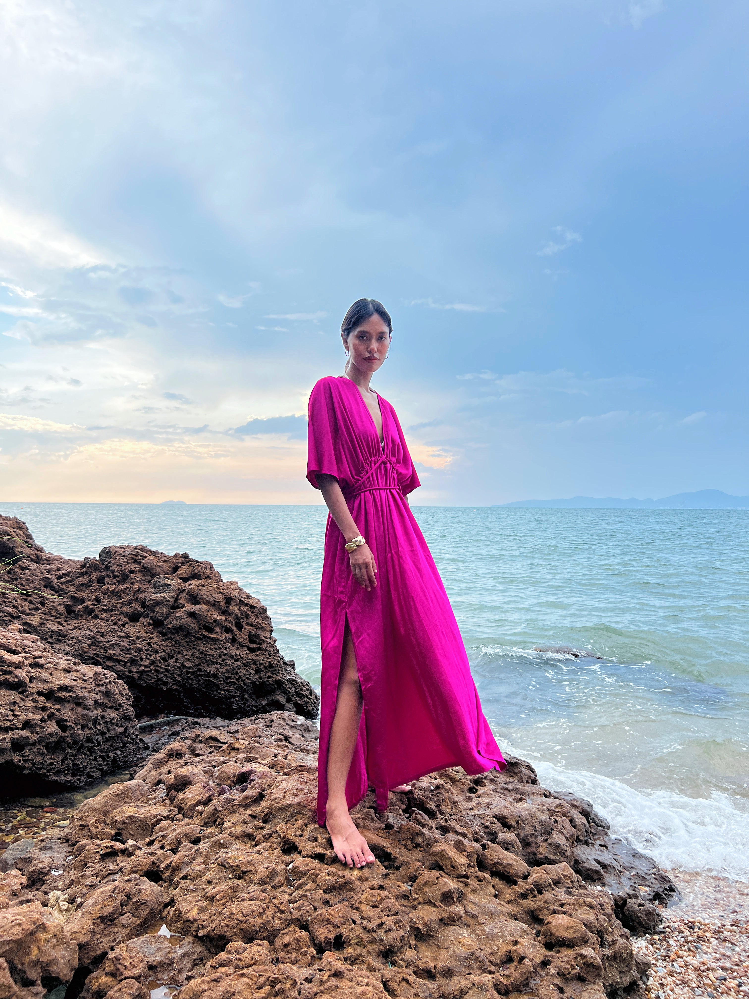 Shop Pink Kaftan Dress in limitless comfort and elegance with our Goddess Kaftan Maxi Dress Dyed fuchsia kaftan maxi dress. This fuchsia maxi dress is the perfect vacation wear with Coco de Chom?