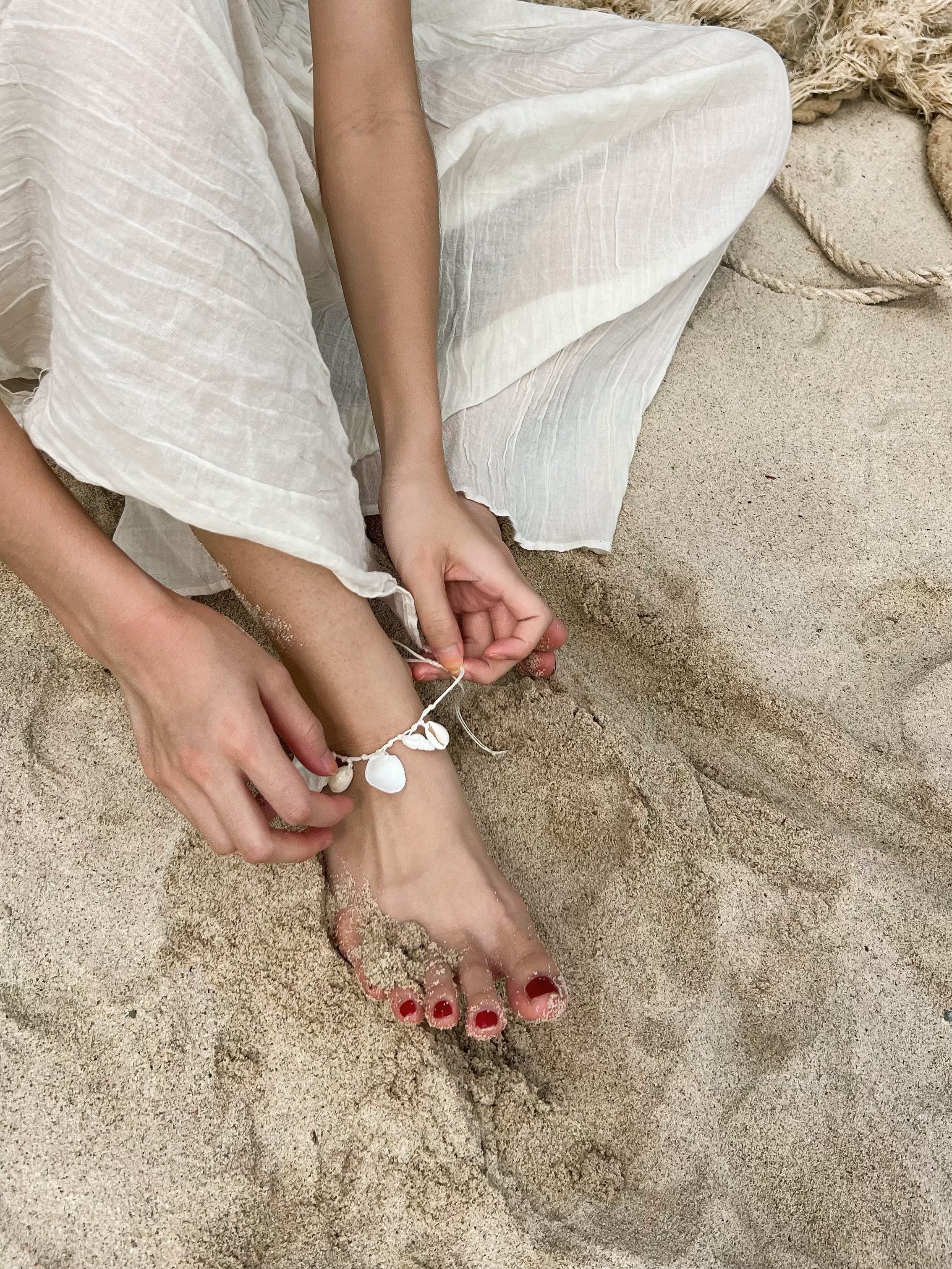 Seashell Anklet/Bracelet | Natural White Seashell Boho Accessories | Handmade Bracelet for Beach Lovers | COCO DE CHOM