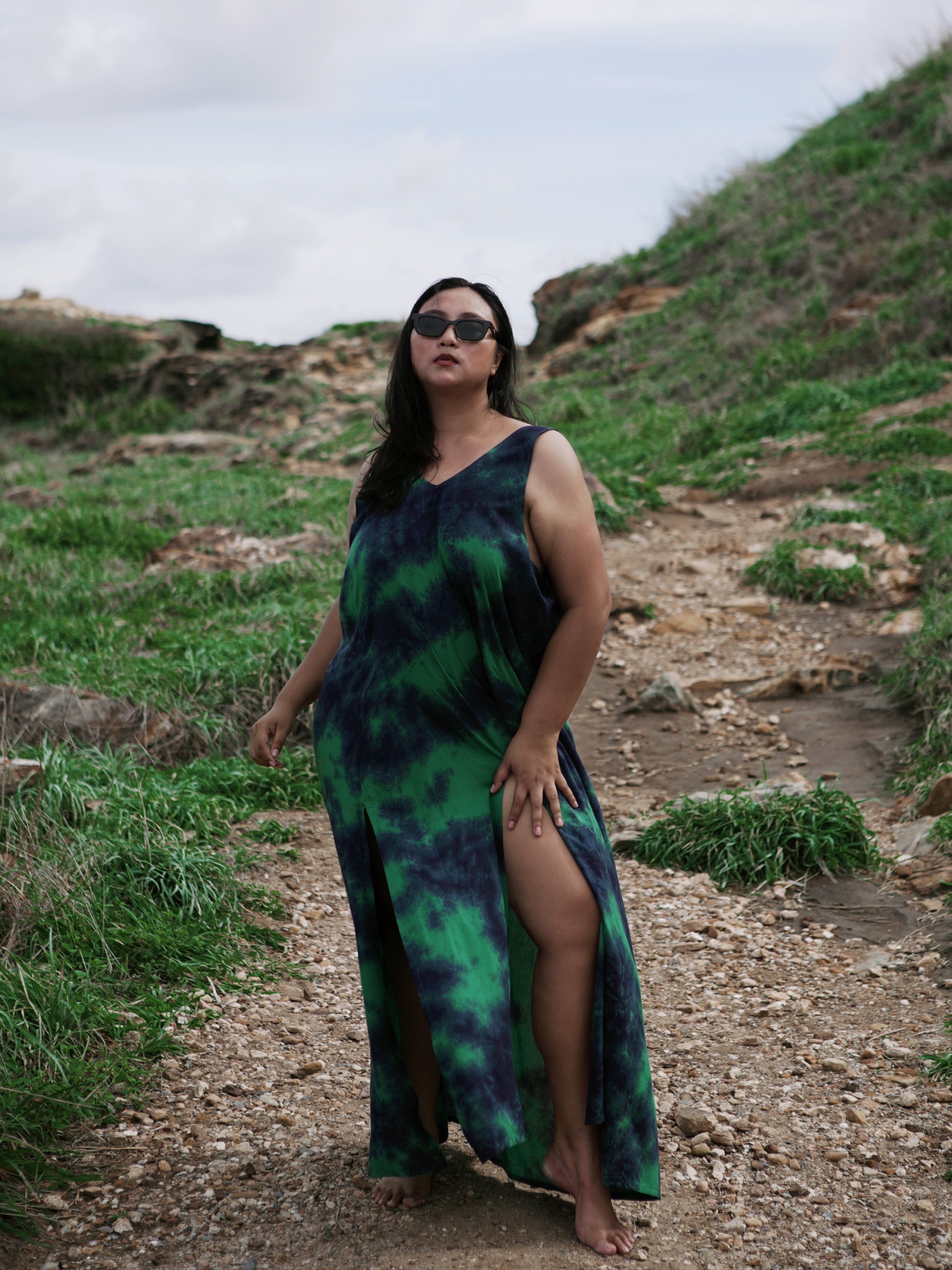 Shop Tie dye V Neck Maxi Dress Green- Tie dye plus size Resort Dress - Bohemian Beach Maxi Dress Tie Dye | Coco De Chom