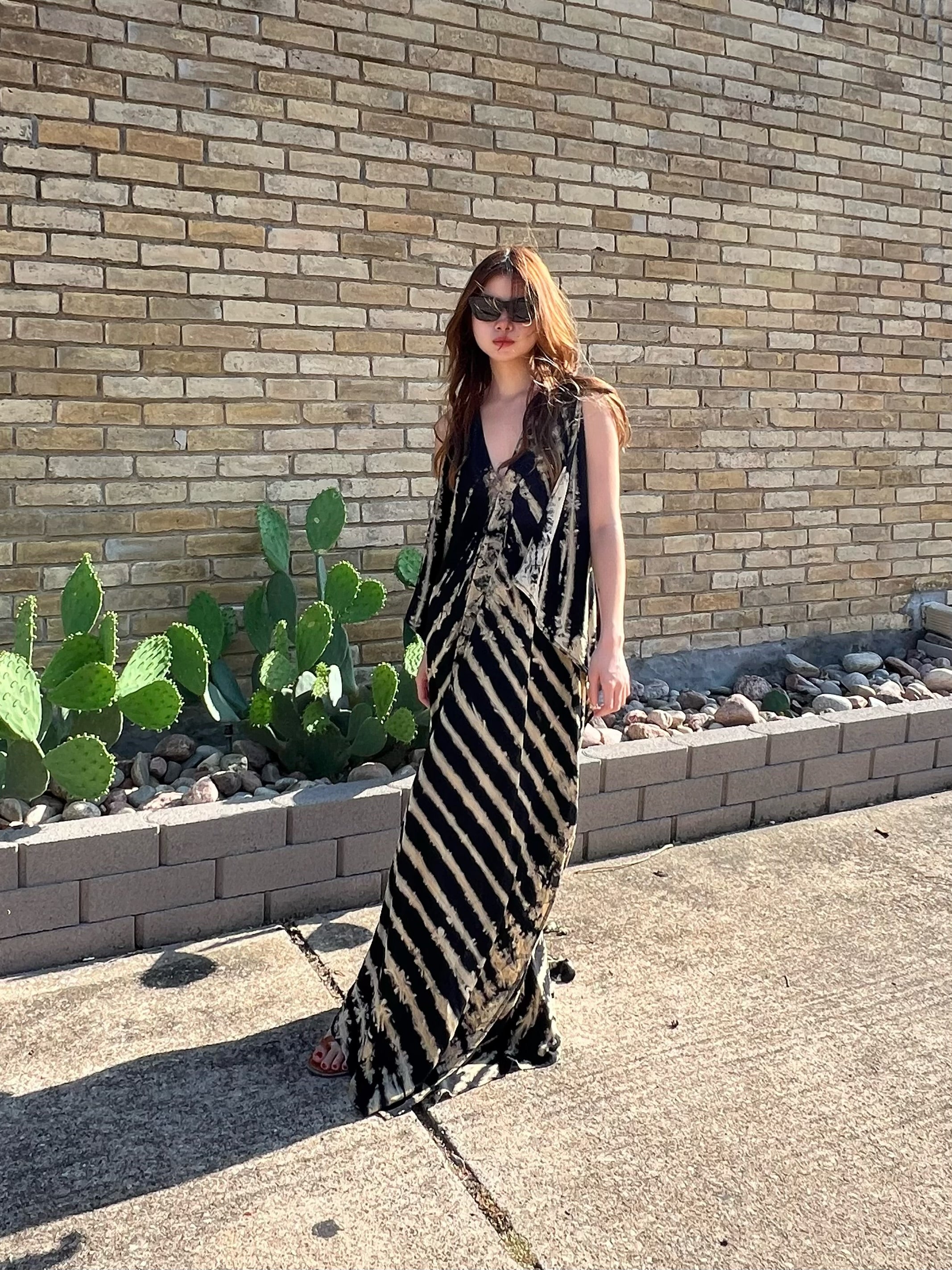 Shop Tie dye V Neck Kaftan Dress - Boho long kaftan tie dye, Casual Loose fit Resort Dress - Black Bohemian Long Kaftan | Coco De Chom