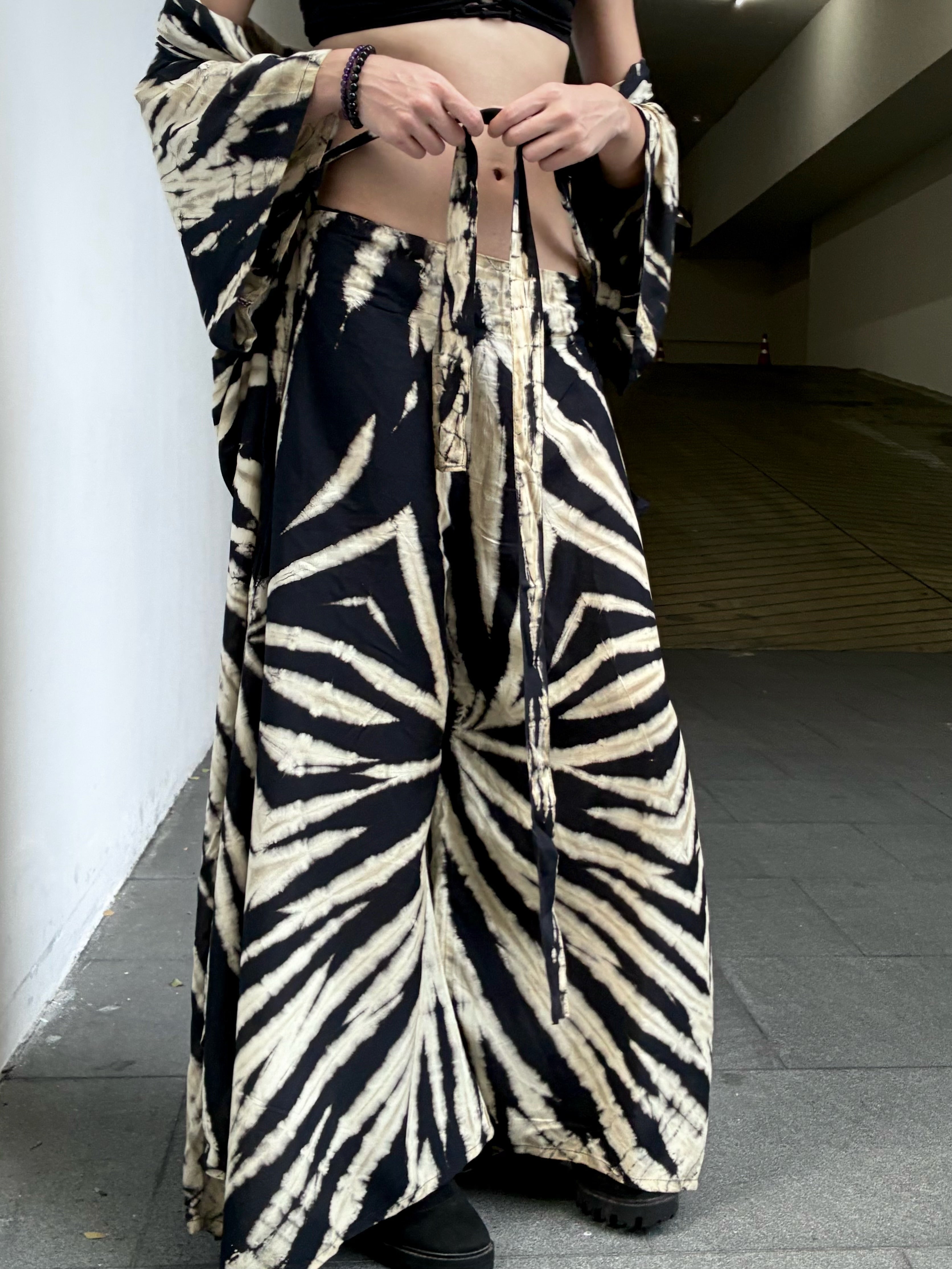 Maya Black Seashell Tie Dye Pants