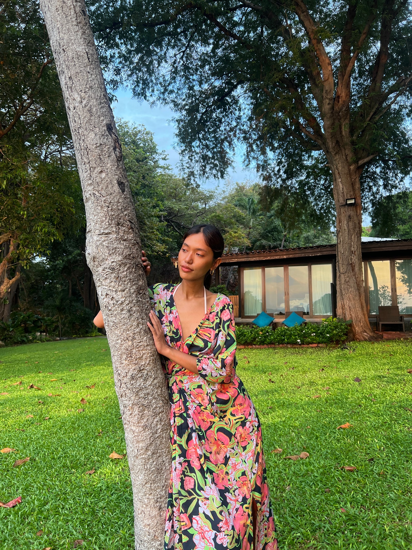 (4P.PACK) Tropical Bloom Kaftan Dress