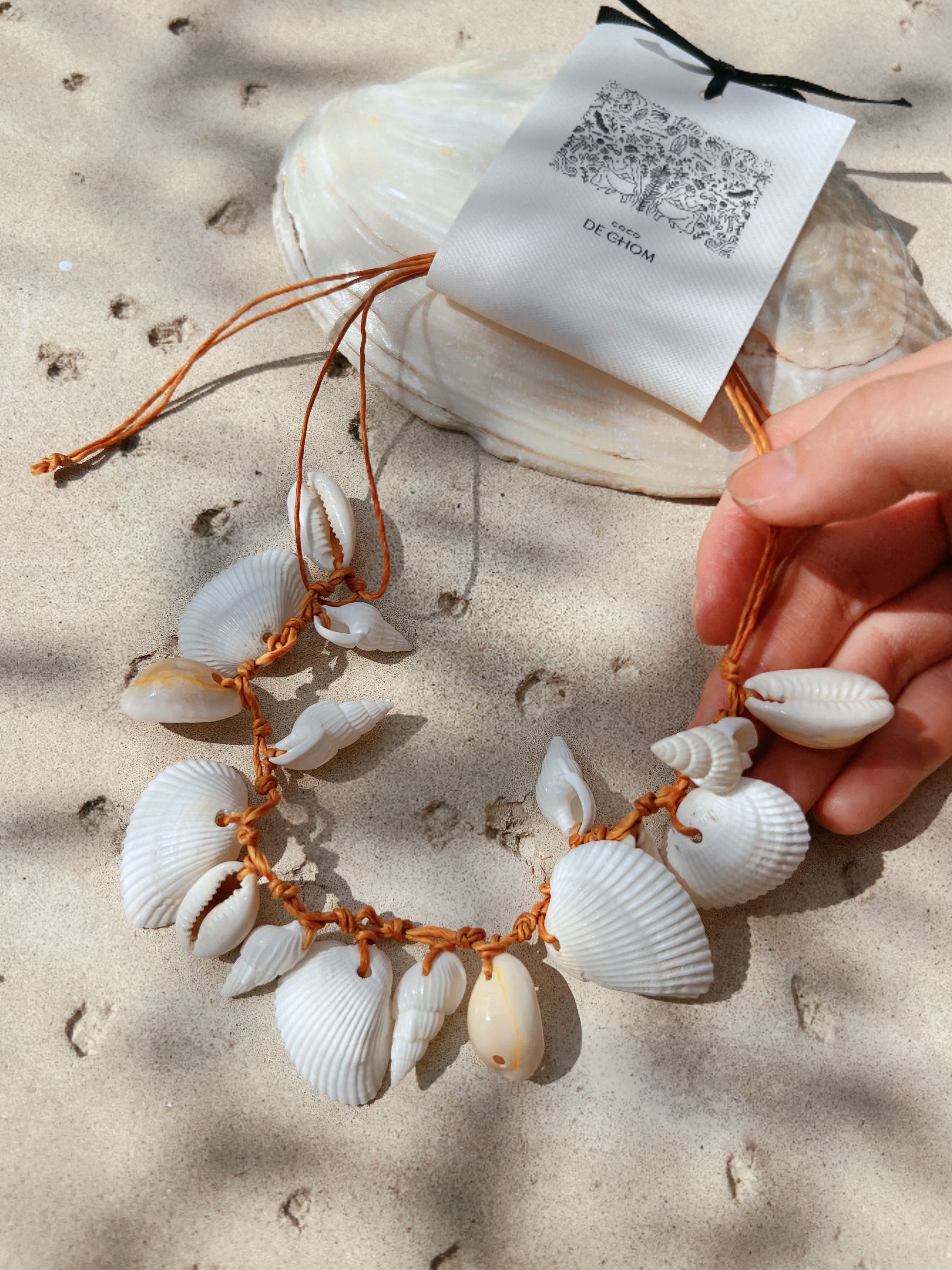 Shop Boho Seashell Choker Necklace | Beach Seashell Necklace | Ocean Treasure | COCO DE CHOM