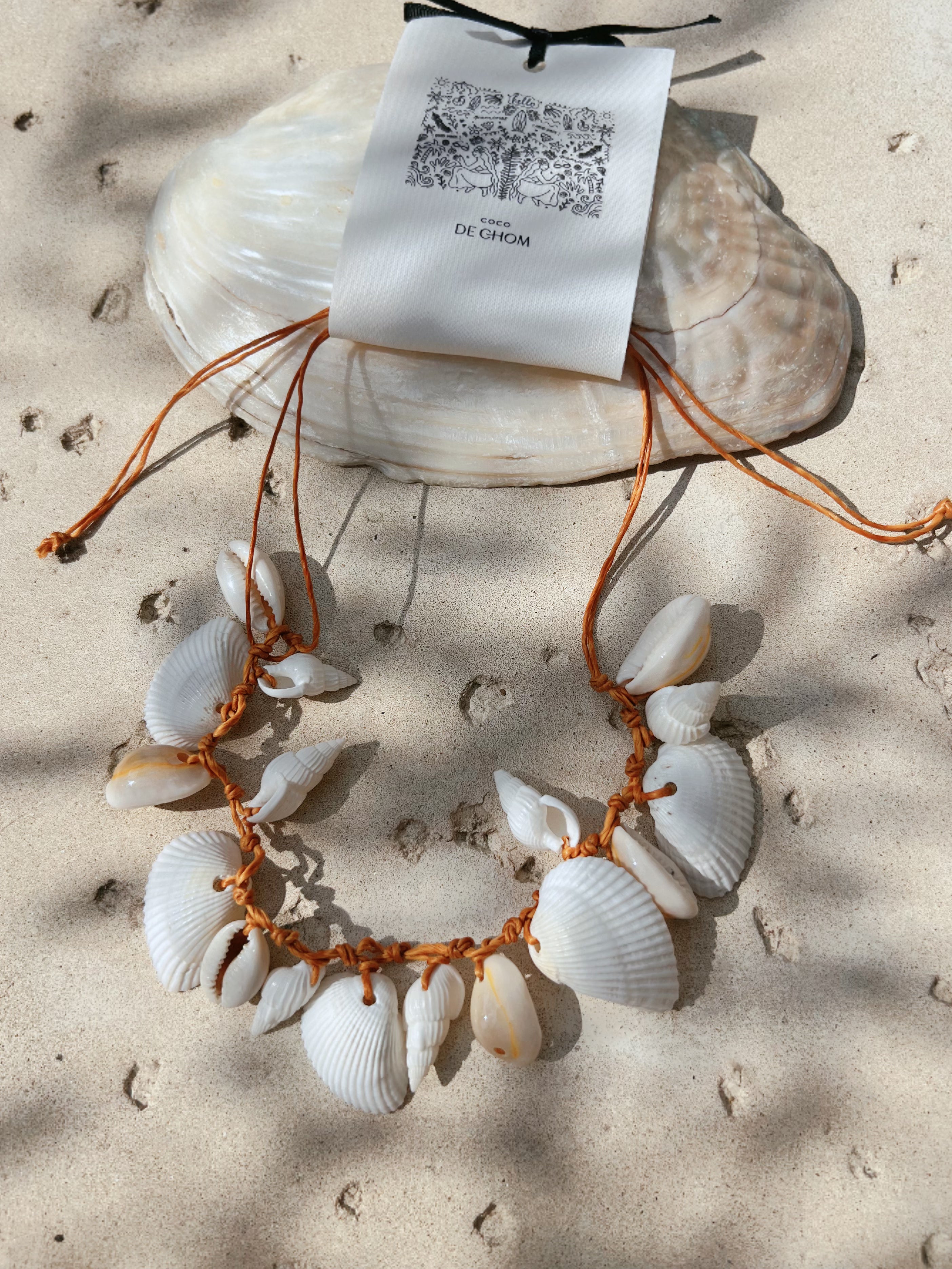 Shop Boho Seashell Choker Necklace | Beach Seashell Necklace | Ocean Treasure | COCO DE CHOM