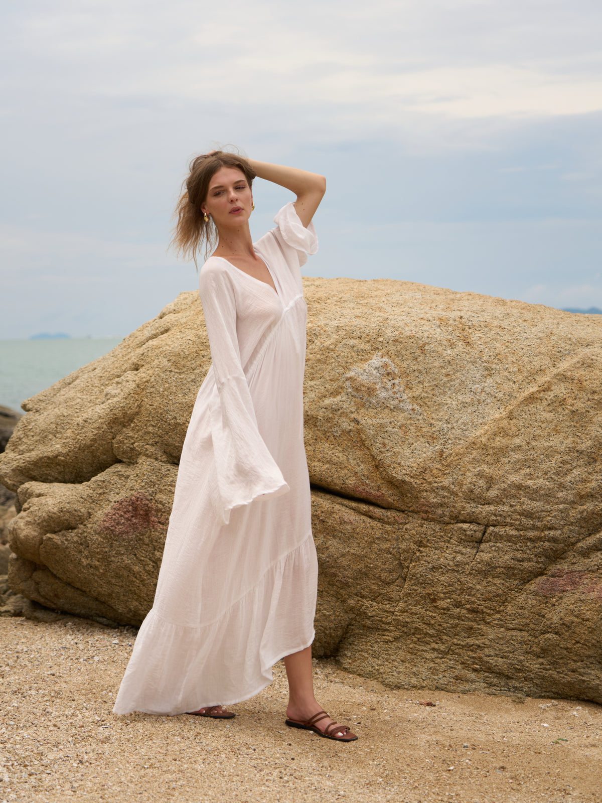 Vestido caftán largo blanco Kori Goddess