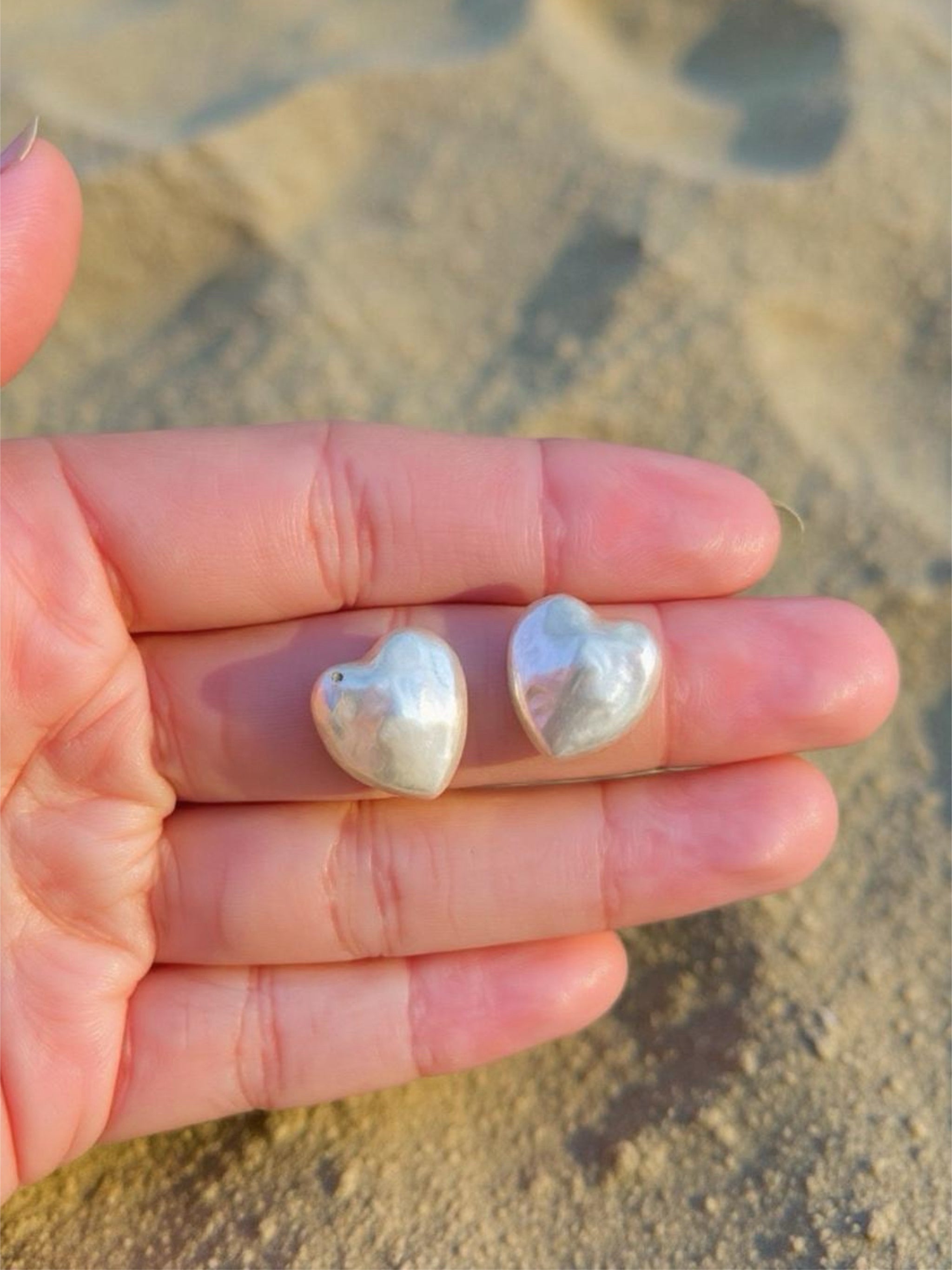 Heart Pearl Stud Earrings - Minimalist style is the perfect choice for beach vacation or every day wear. These pearl earrings are made using natural water fresh pearl  understated elegance. 