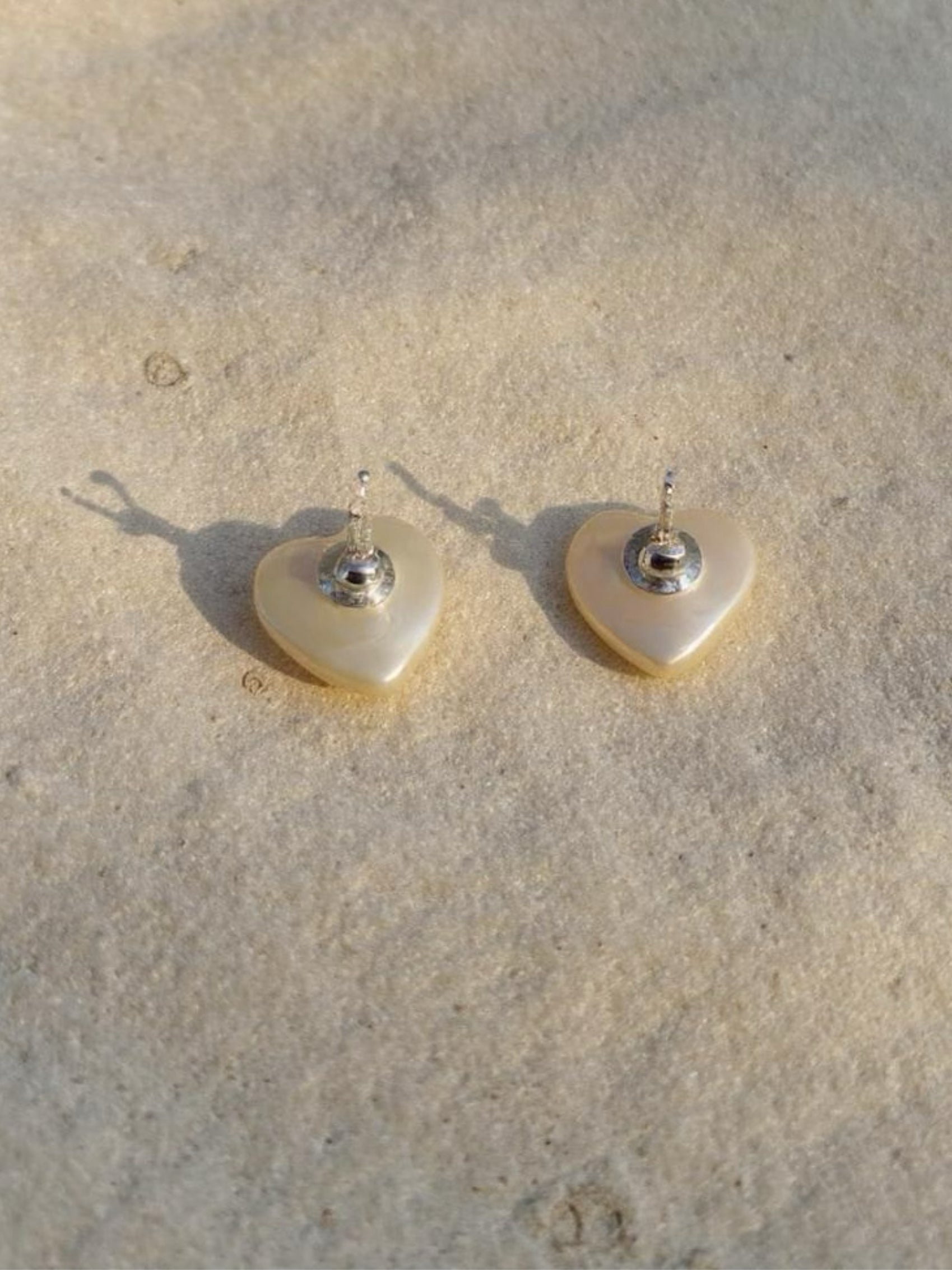 Heart Pearl Stud Earrings - Minimalist style is the perfect choice for beach vacation or every day wear. These pearl earrings are made using natural water fresh pearl  understated elegance. 