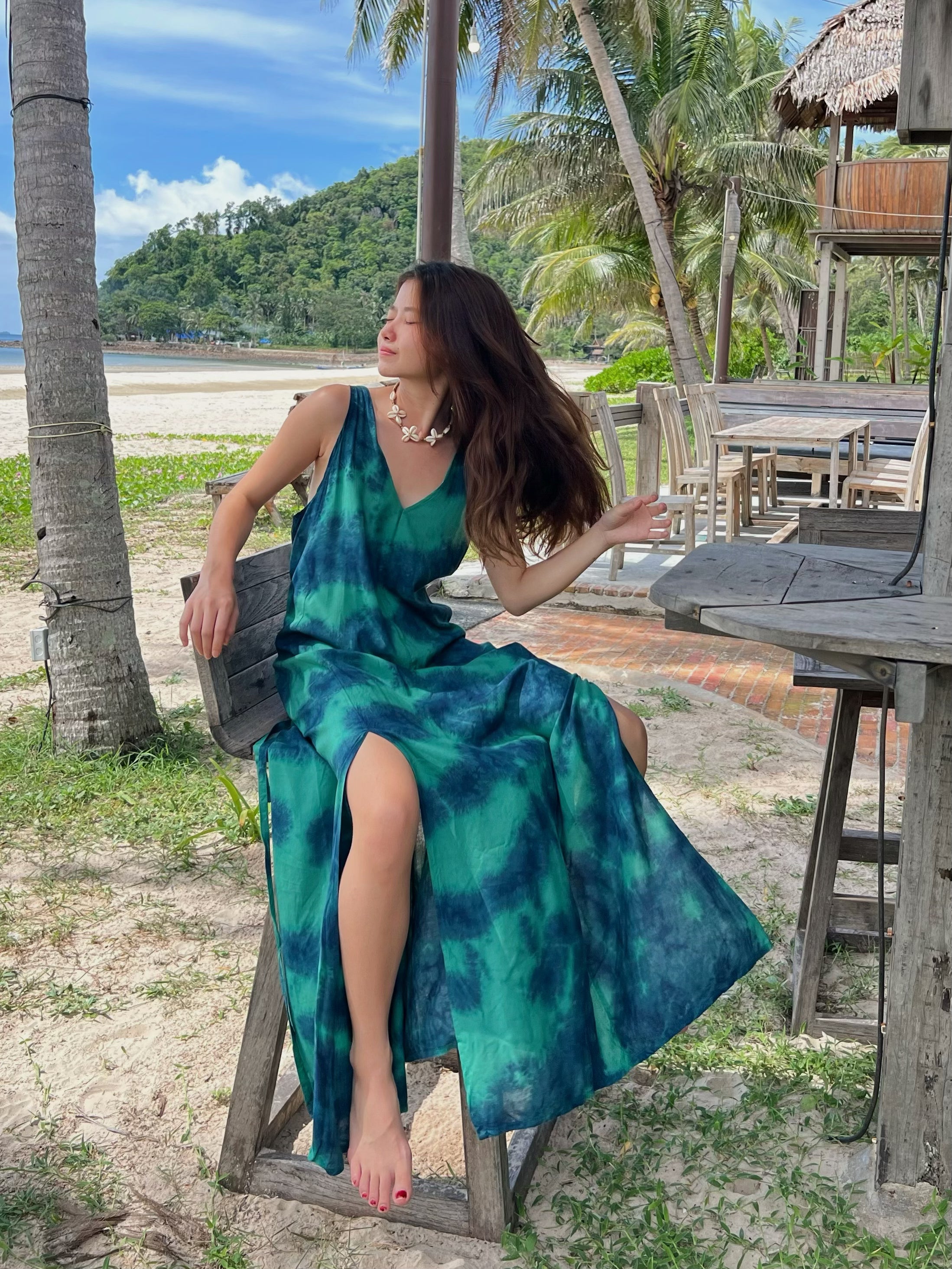 Shop Tie dye V Neck Maxi Dress Green- Casual Loose fit Resort Dress - Bohemian Beach Maxi Dress Tie Dye | Coco De Chom