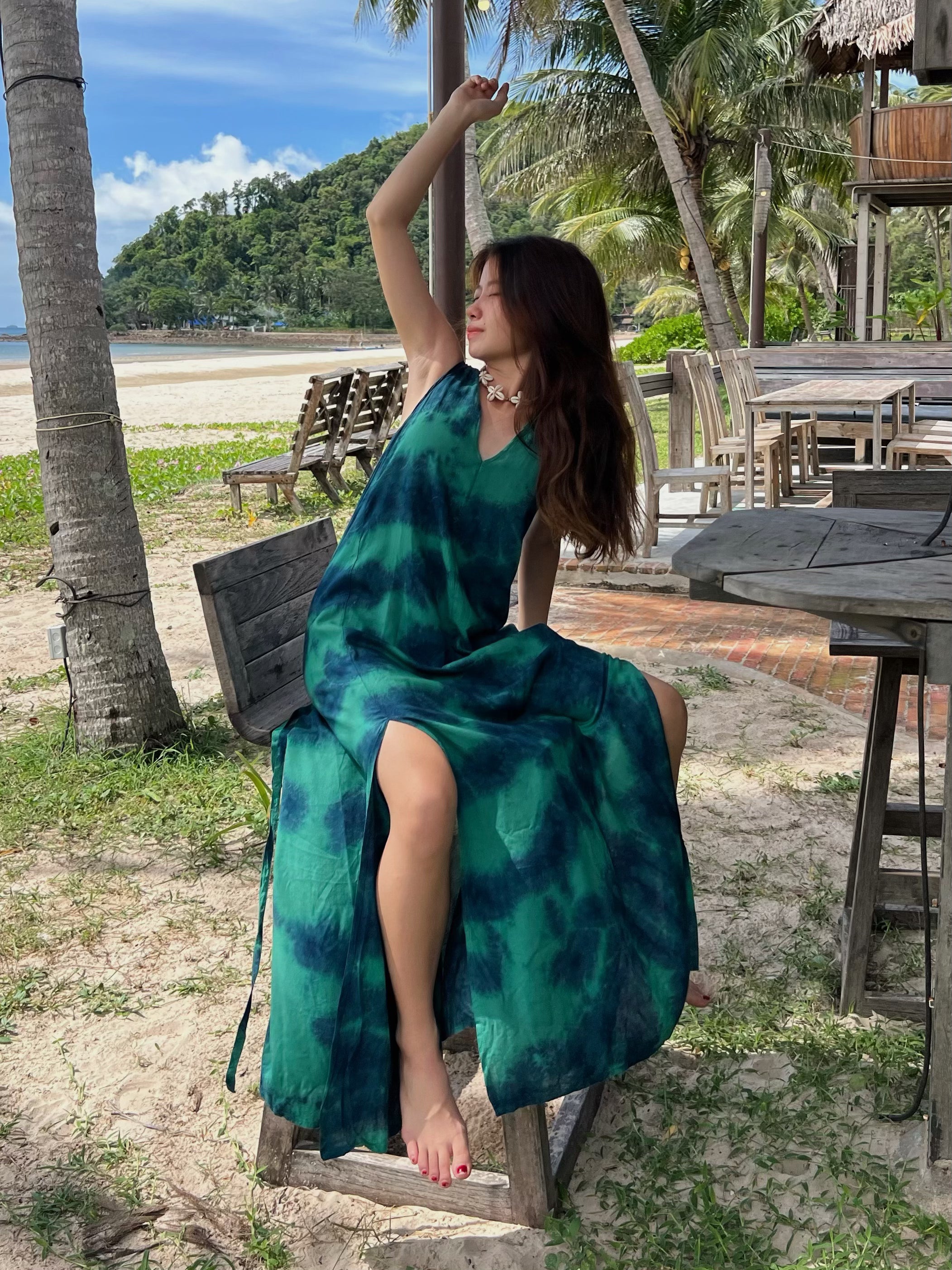 Shop Tie dye V Neck Maxi Dress Green- Casual Loose fit Resort Dress - Bohemian Beach Maxi Dress Tie Dye | Coco De Chom