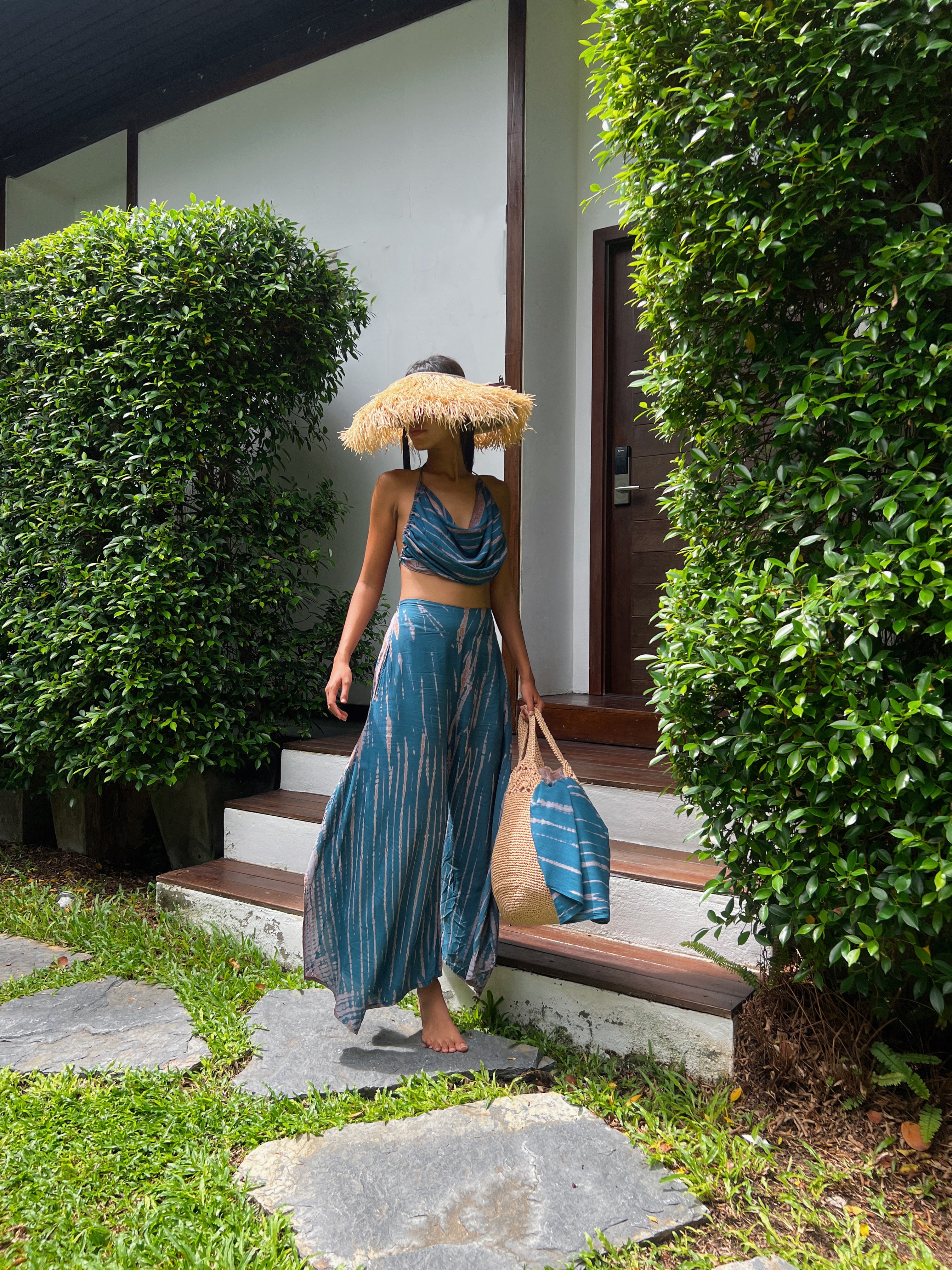 Shop Boho Tie Dye Pants with our crop top in teal form Coco de Chom