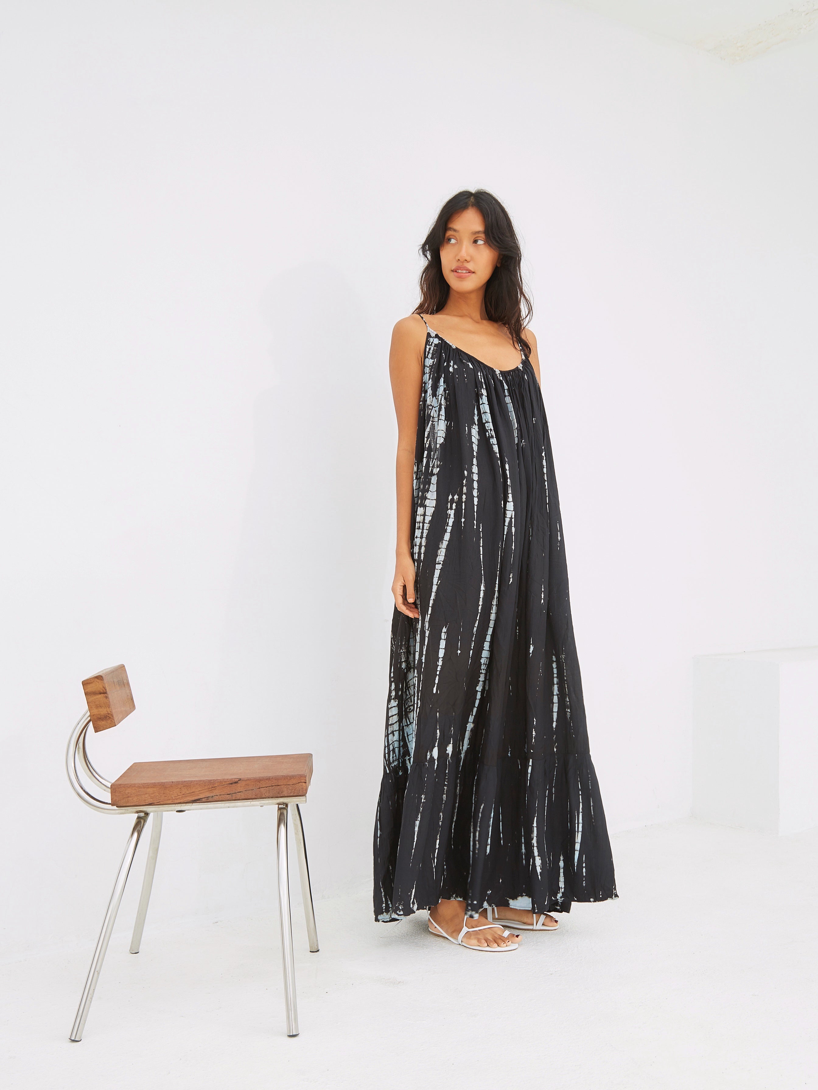 Mali Tie dye Backless Maxi Dress - Black/Blue