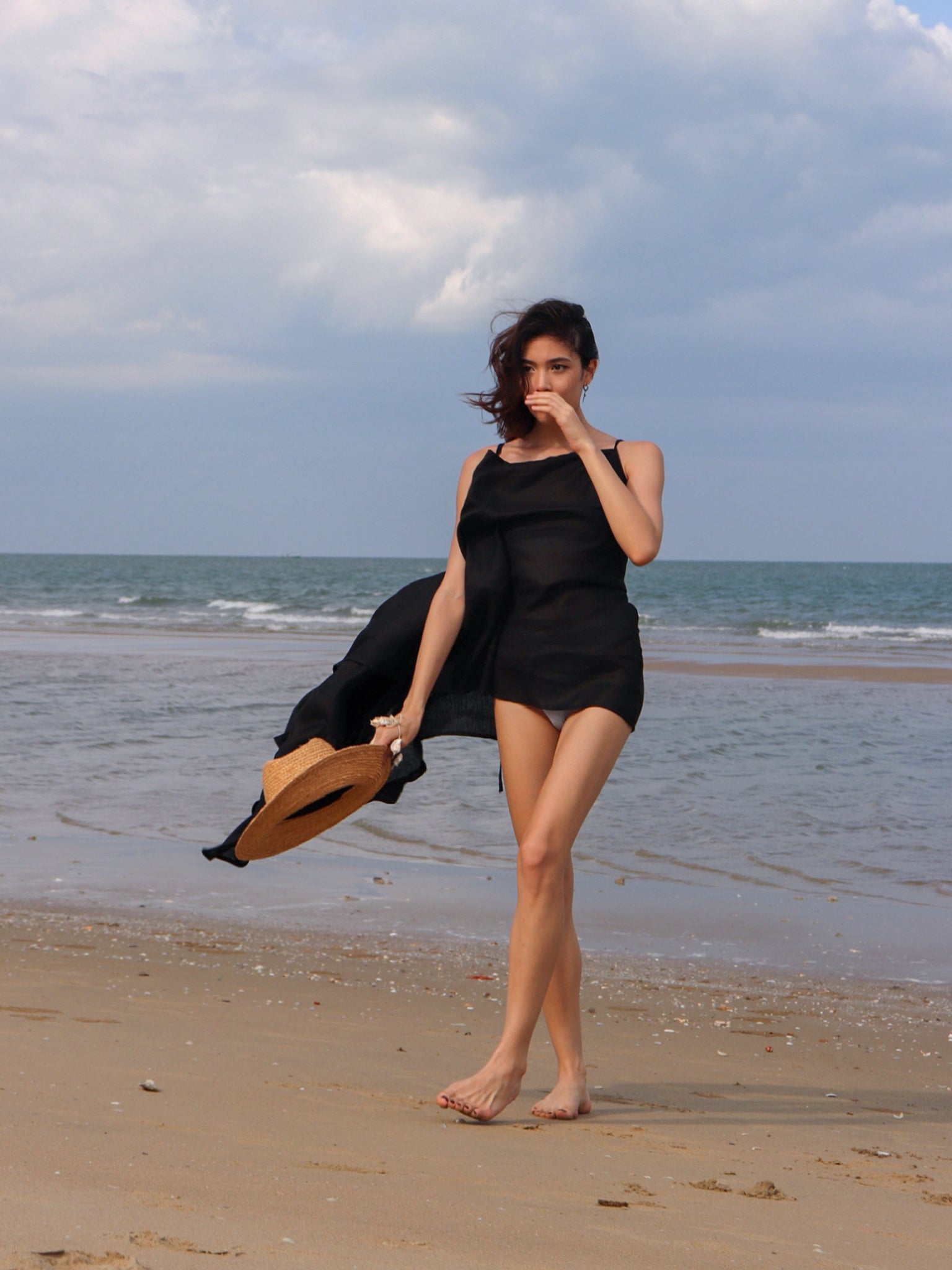 Lana Black Linen Beach Cover up