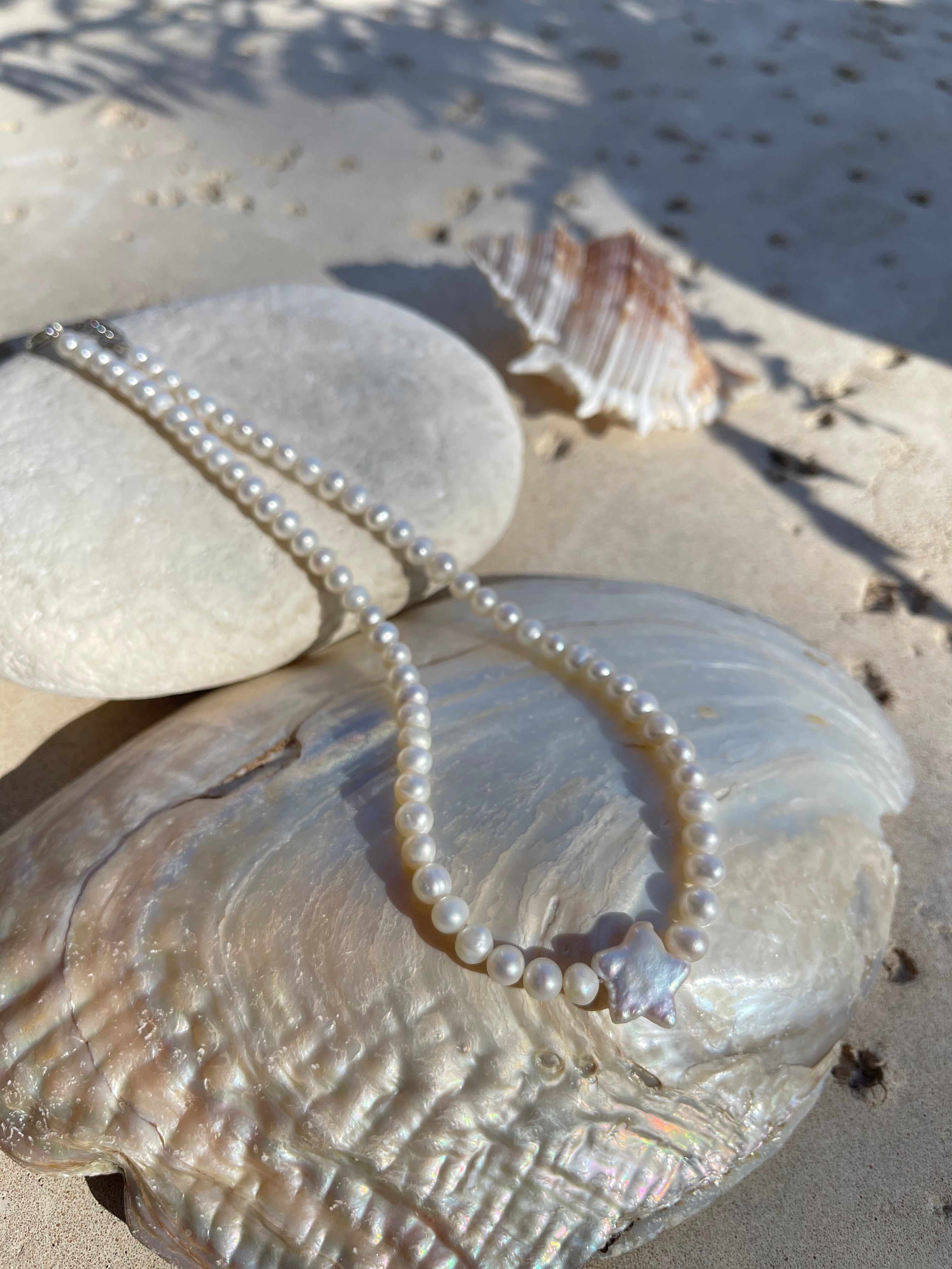 North Star Pearl Choker Necklace