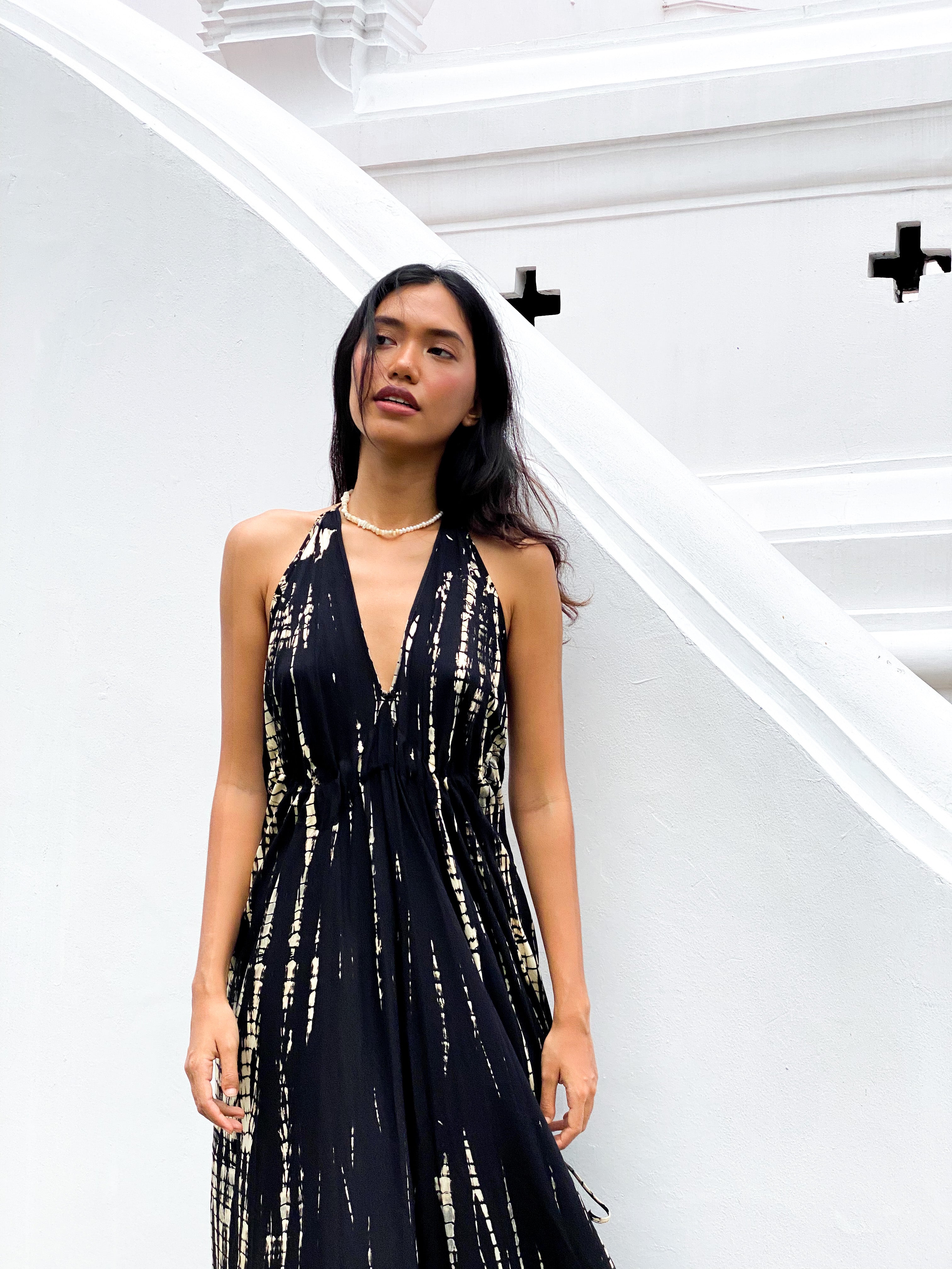 RAY OPEN BACK HALTER DRESS| Summer Maxi Dress | Coco De Chom