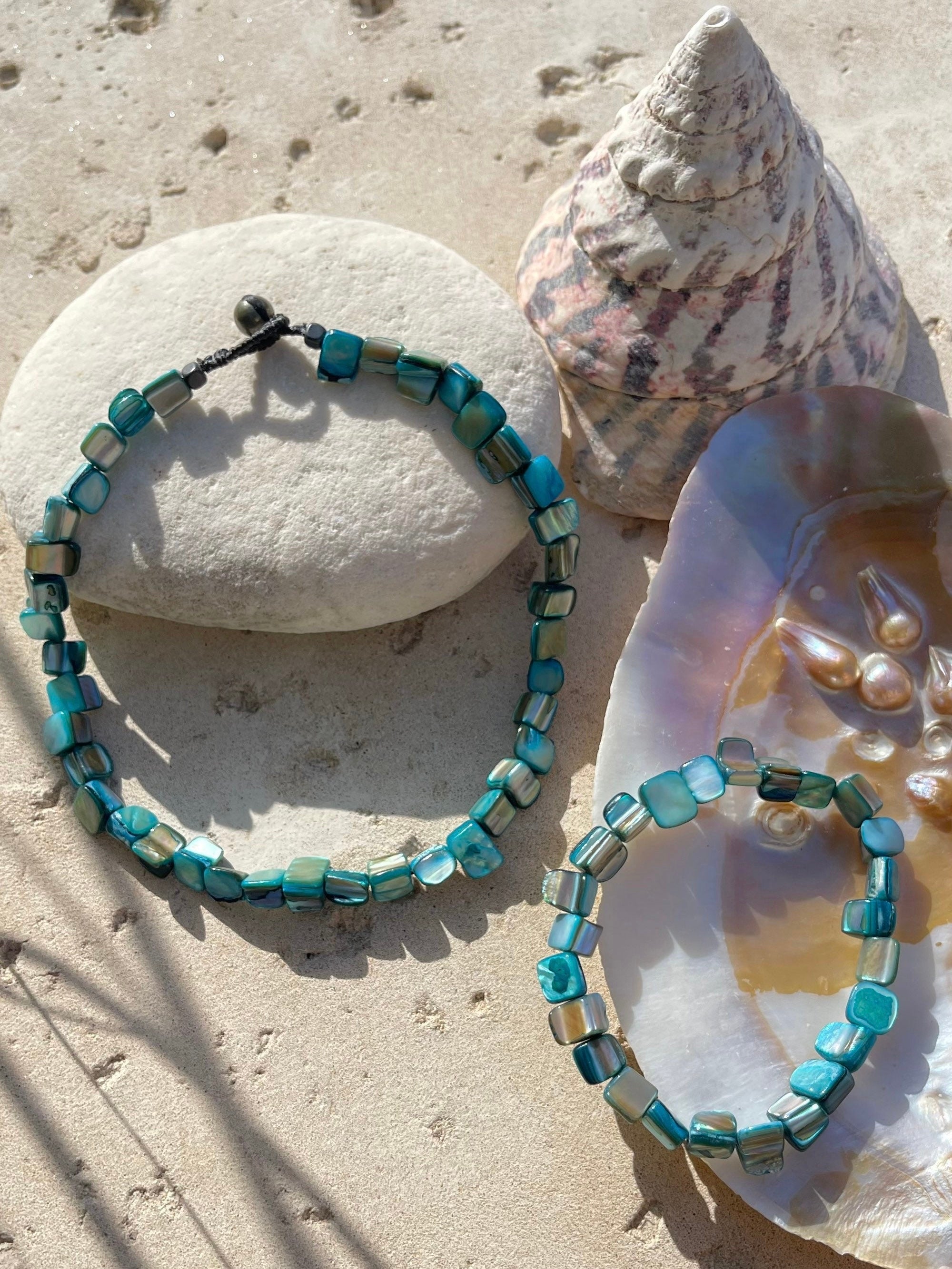 Add this Boho Mother of Pearl Necklace to your wardrobe! - Beach accessories | Beach choker | Summer Fashion Aesthetic 